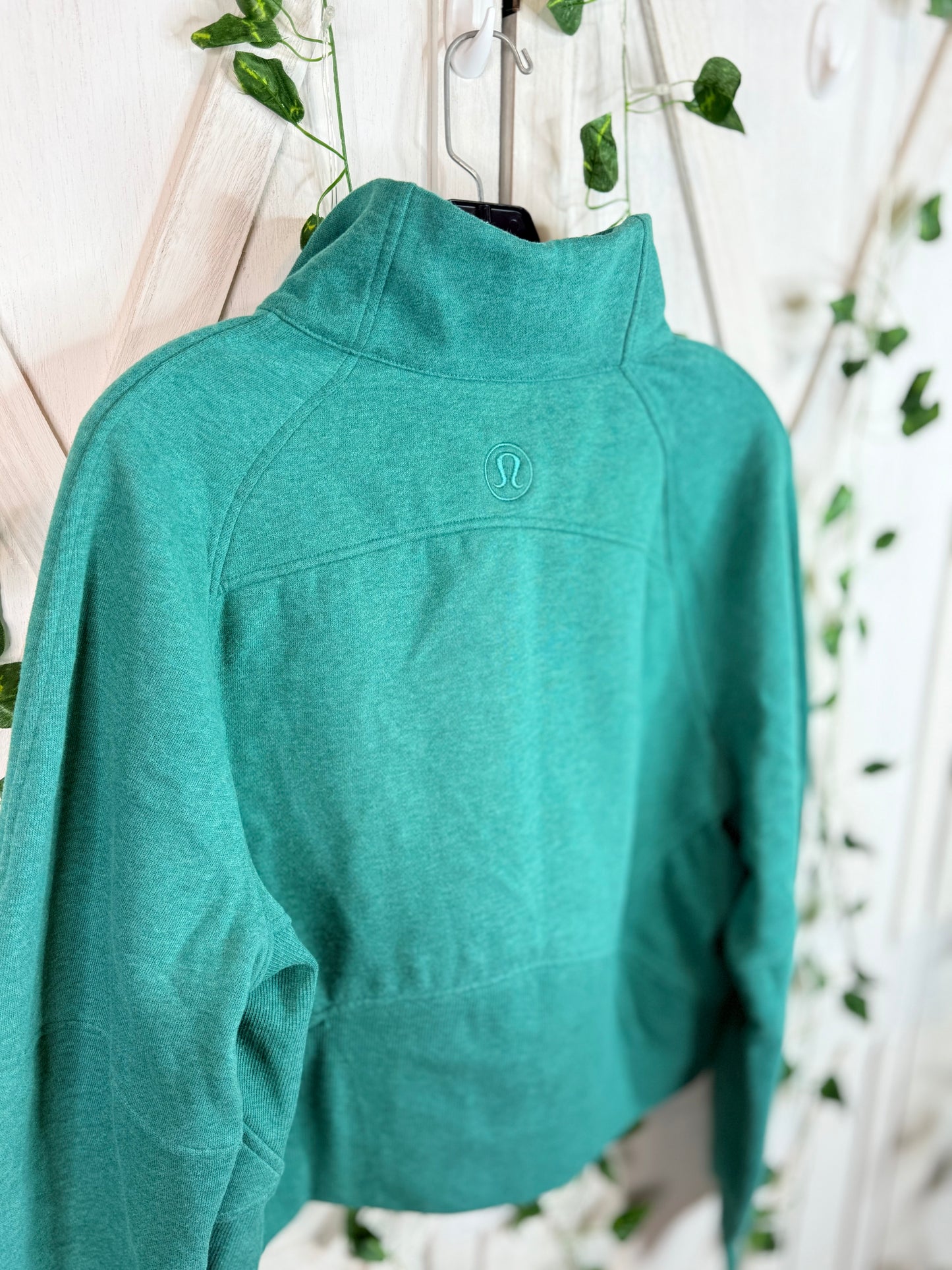 Scuba oversized funnel neck *Size Xs/S