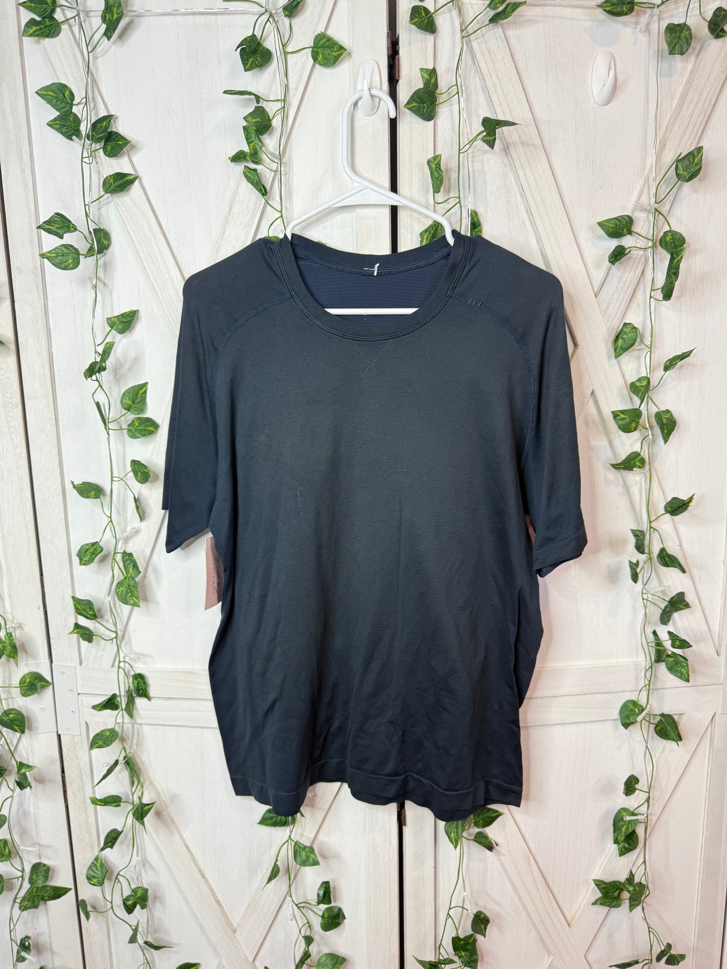 Metal vent shirt *SIZE XL