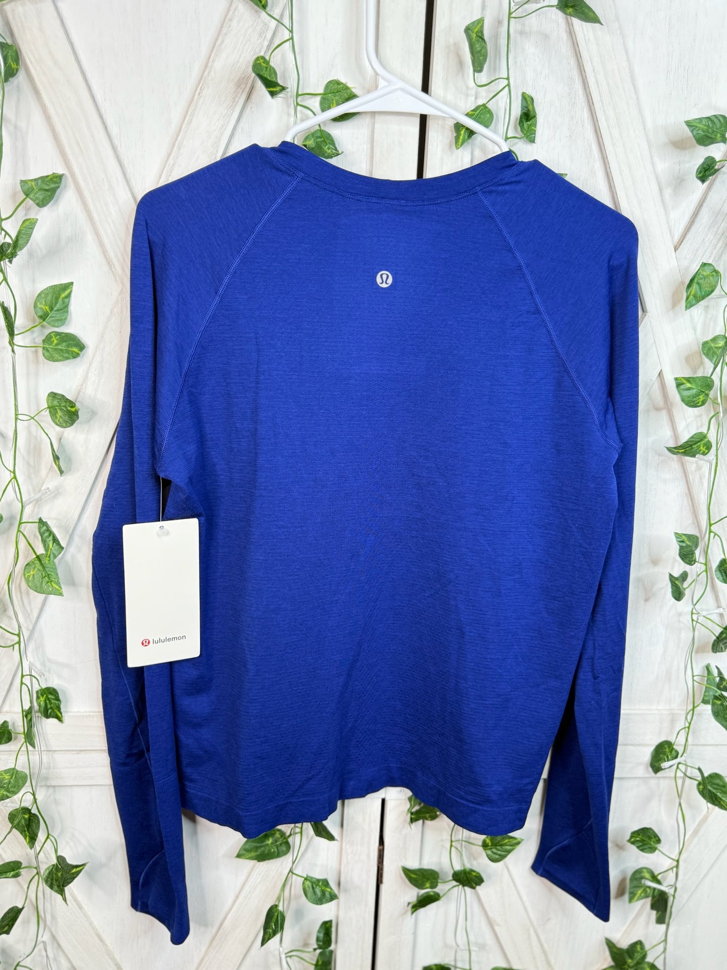 Swiftly Tech Long Sleeve 2.0 *Race* Size 12