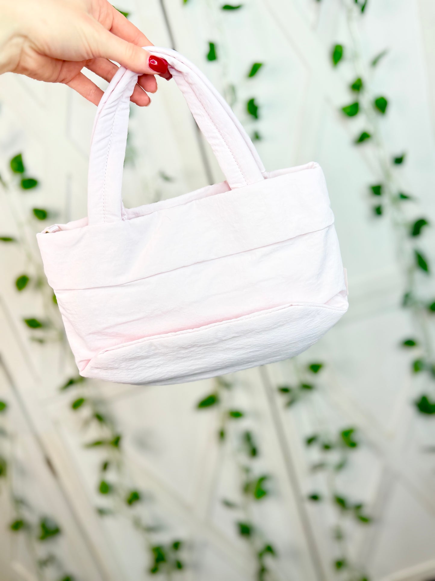 On My Level Tote Small