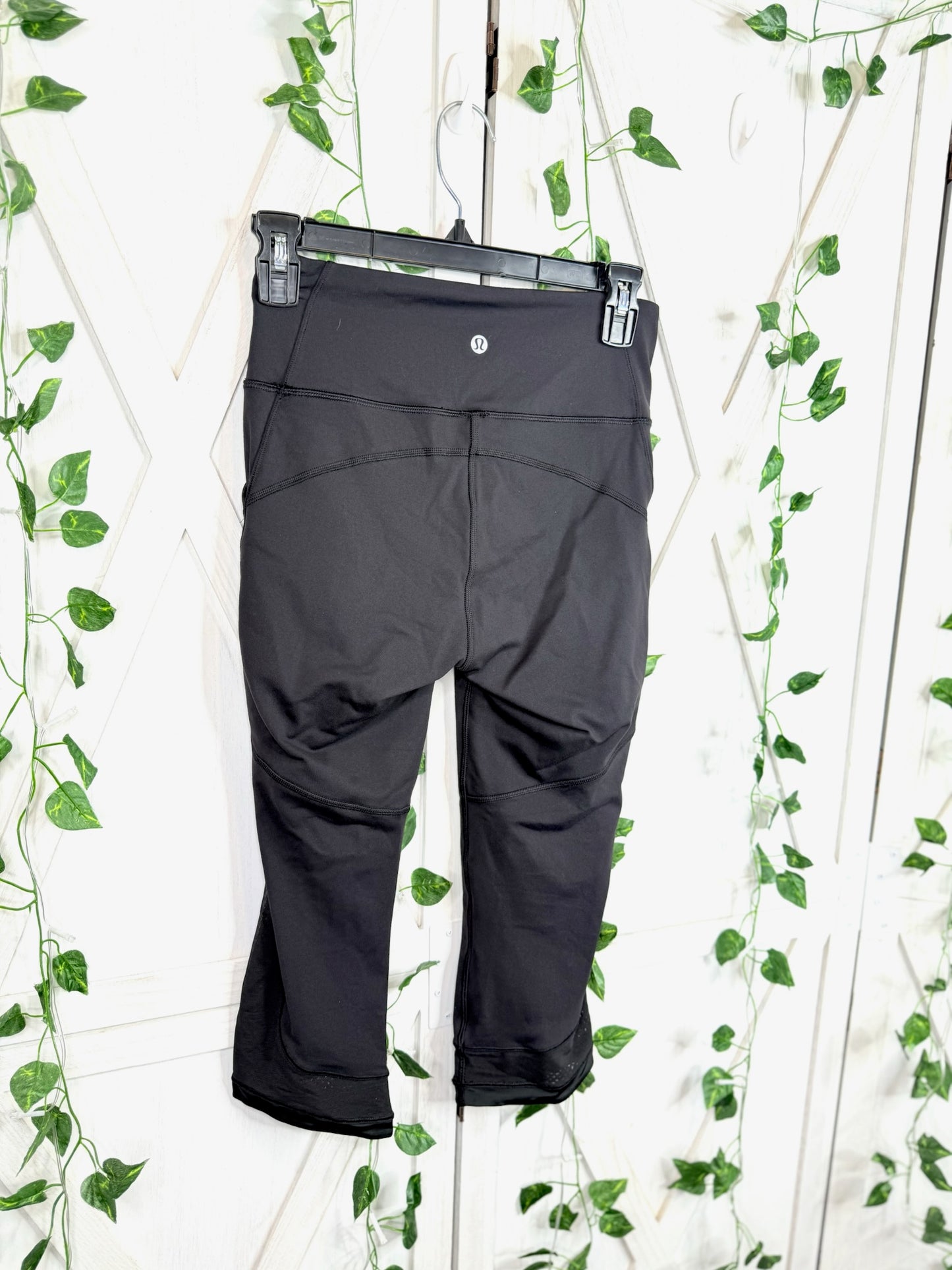 Lululemon Legging 19” *Size 6