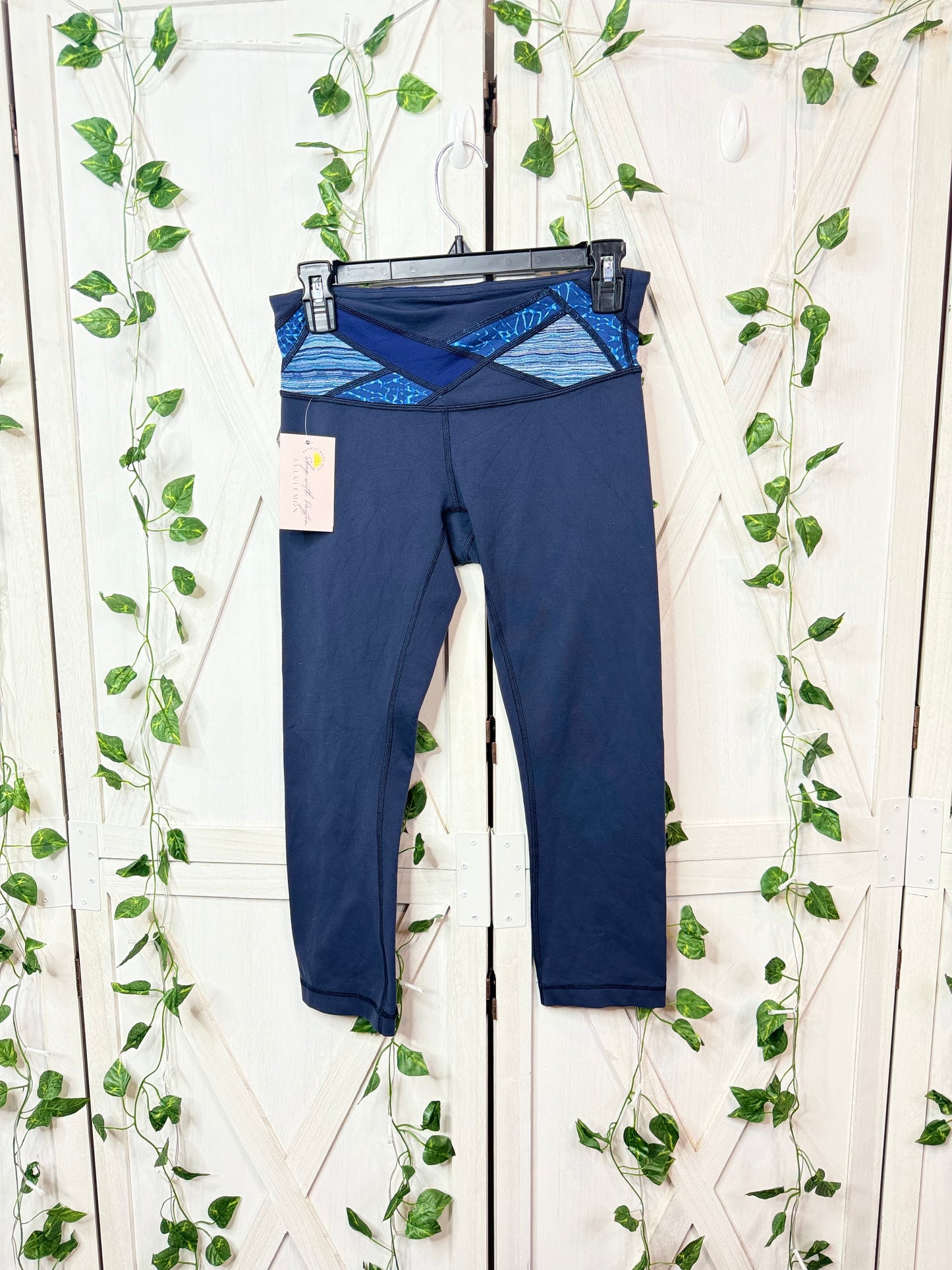 Lululemon leggings 22” *SIZE 6
