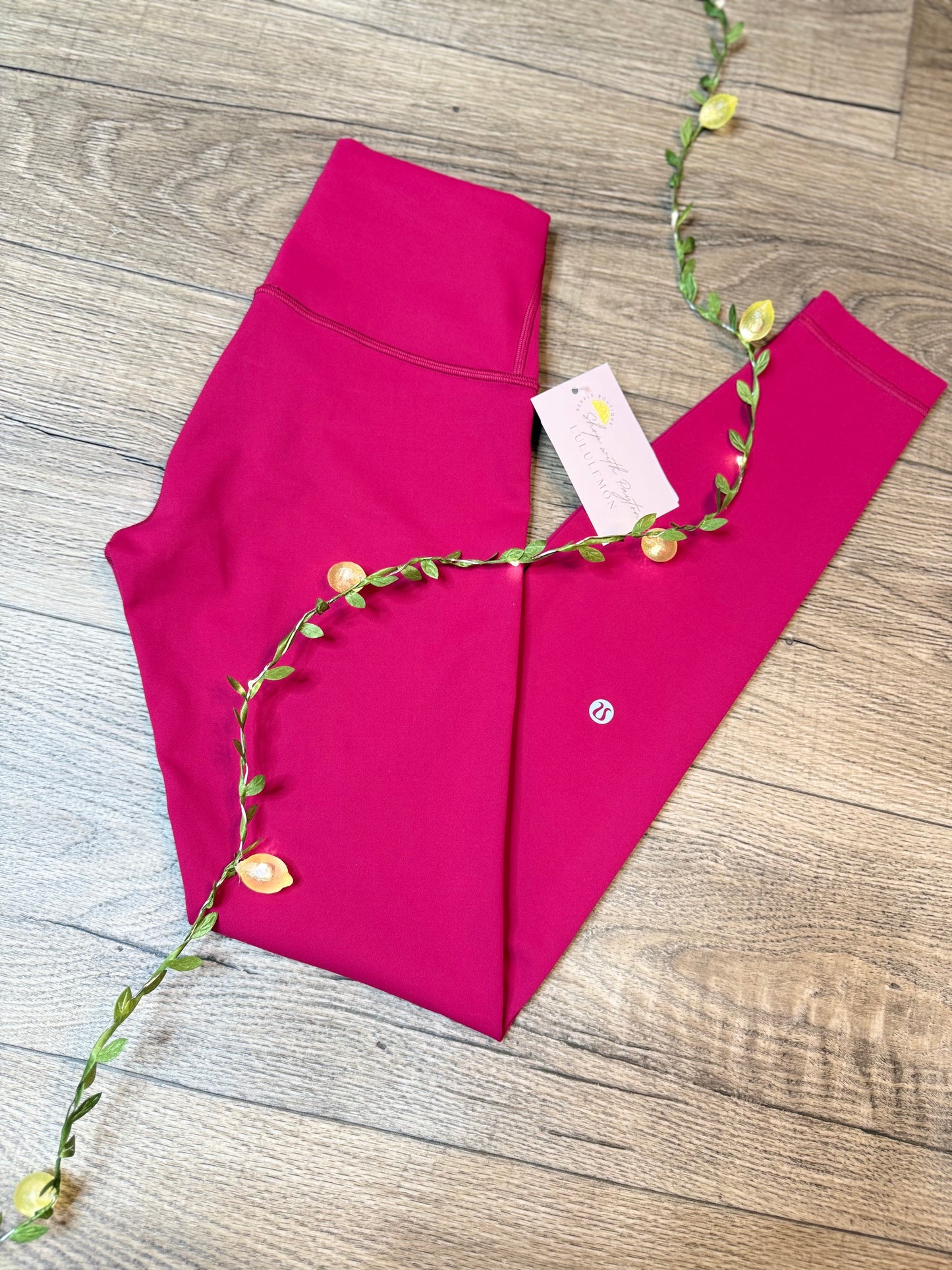Wunder Train HR Tight 28” *Size 4• 6 • 8