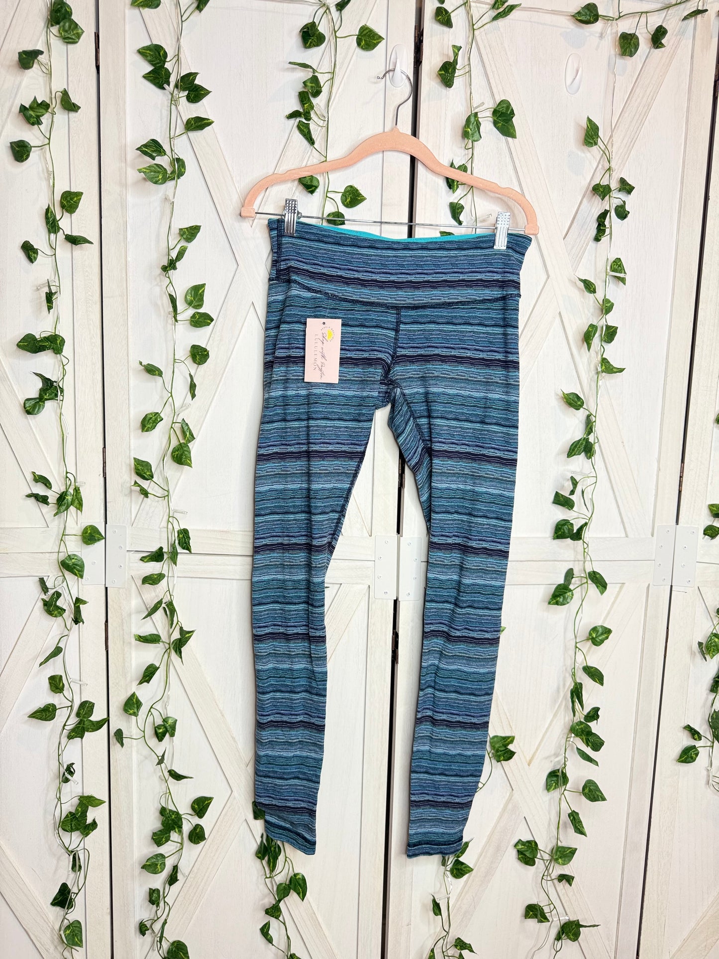 Lululemon leggings 30” *SIZE 8
