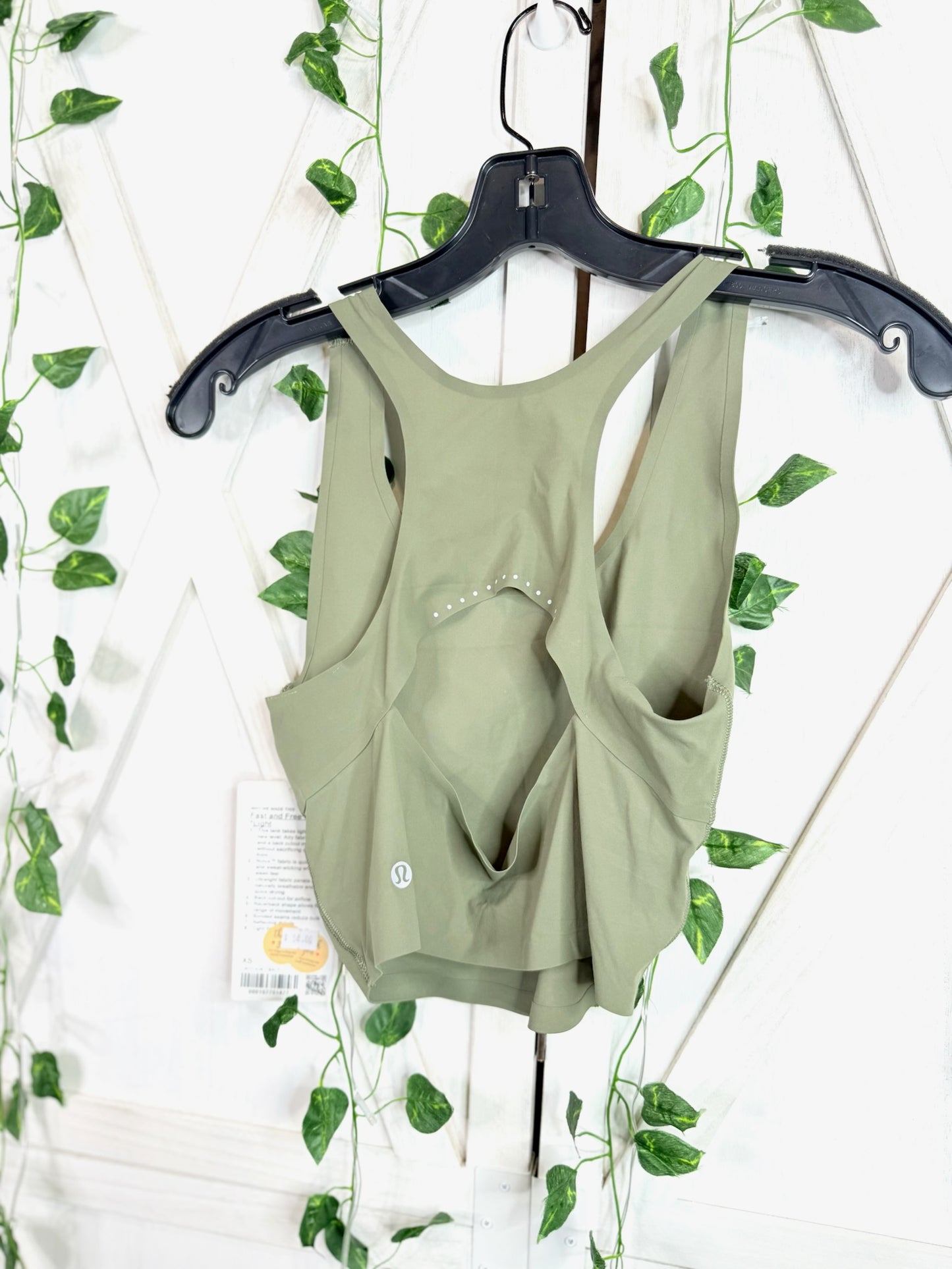 Fast and Free Tank *Light *Size XS