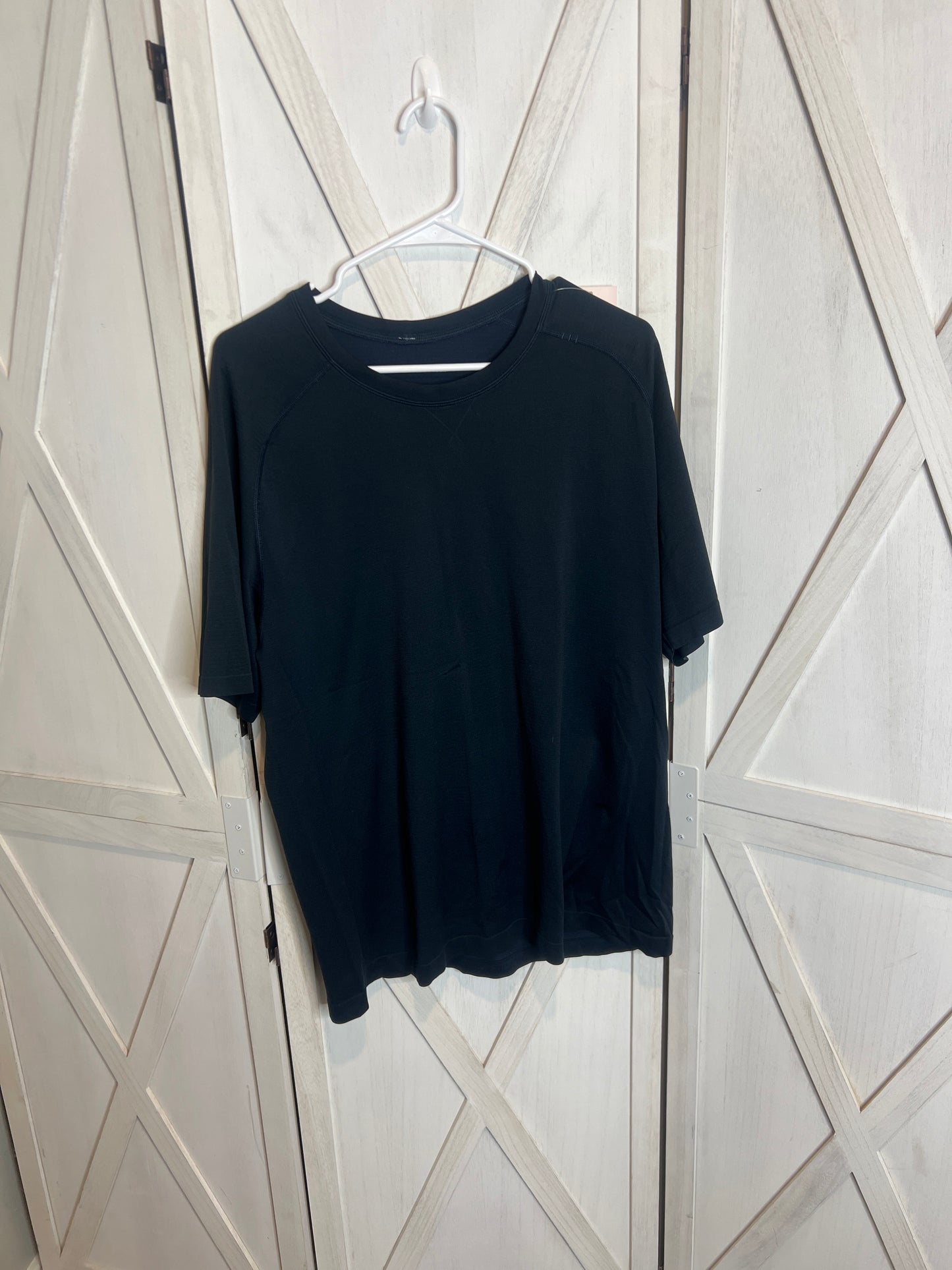 Metal vent tee *SIZE XL