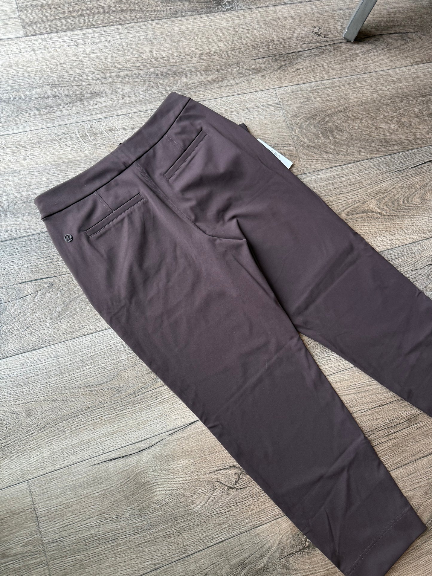 Tapered leg MR pant *Size S