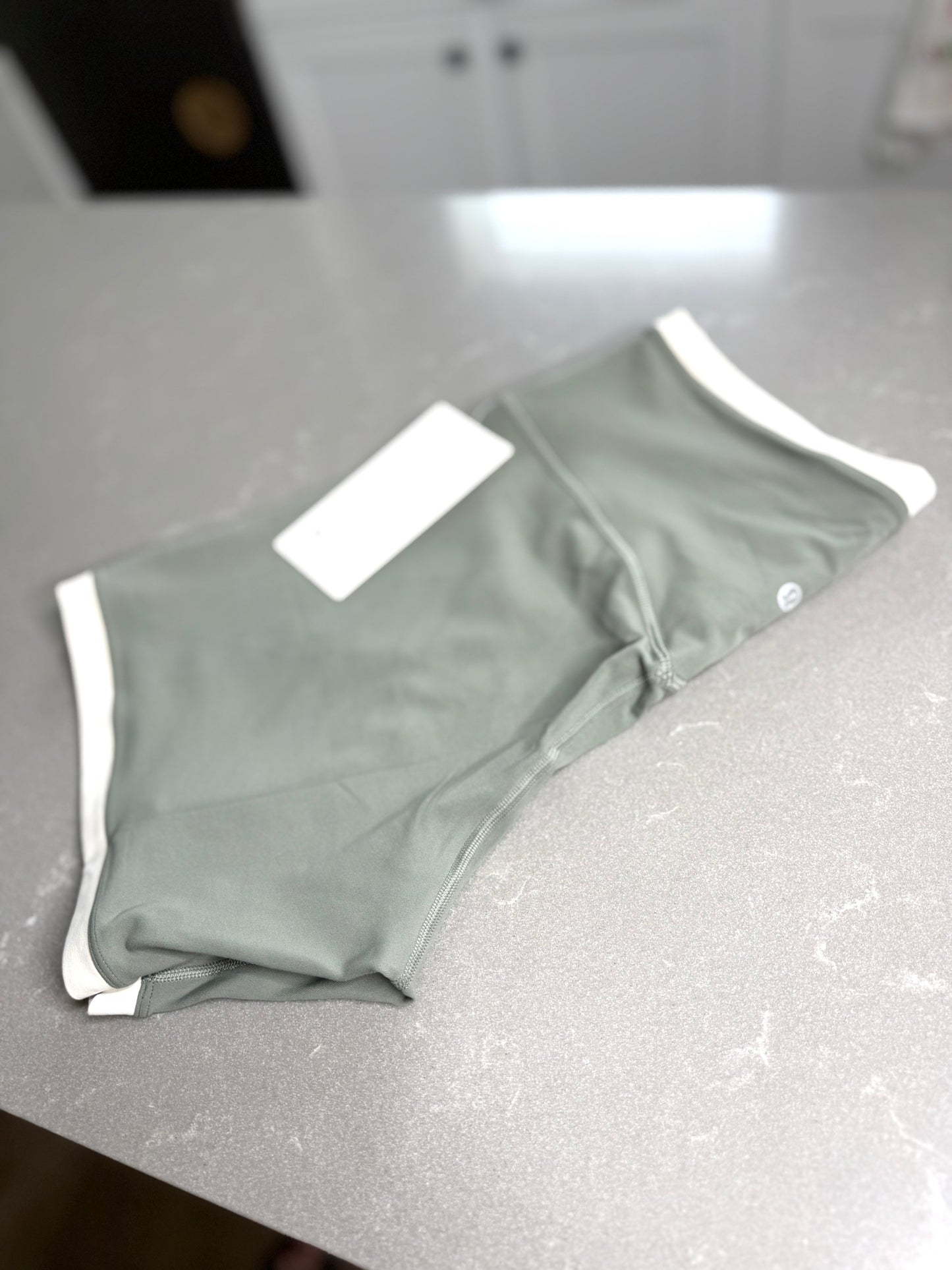 Align SHR Short 6” *Size 14