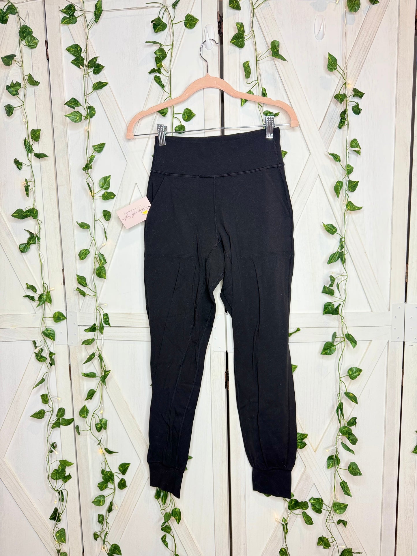 Lululemon Align Jogger *28" *SIZE 4
