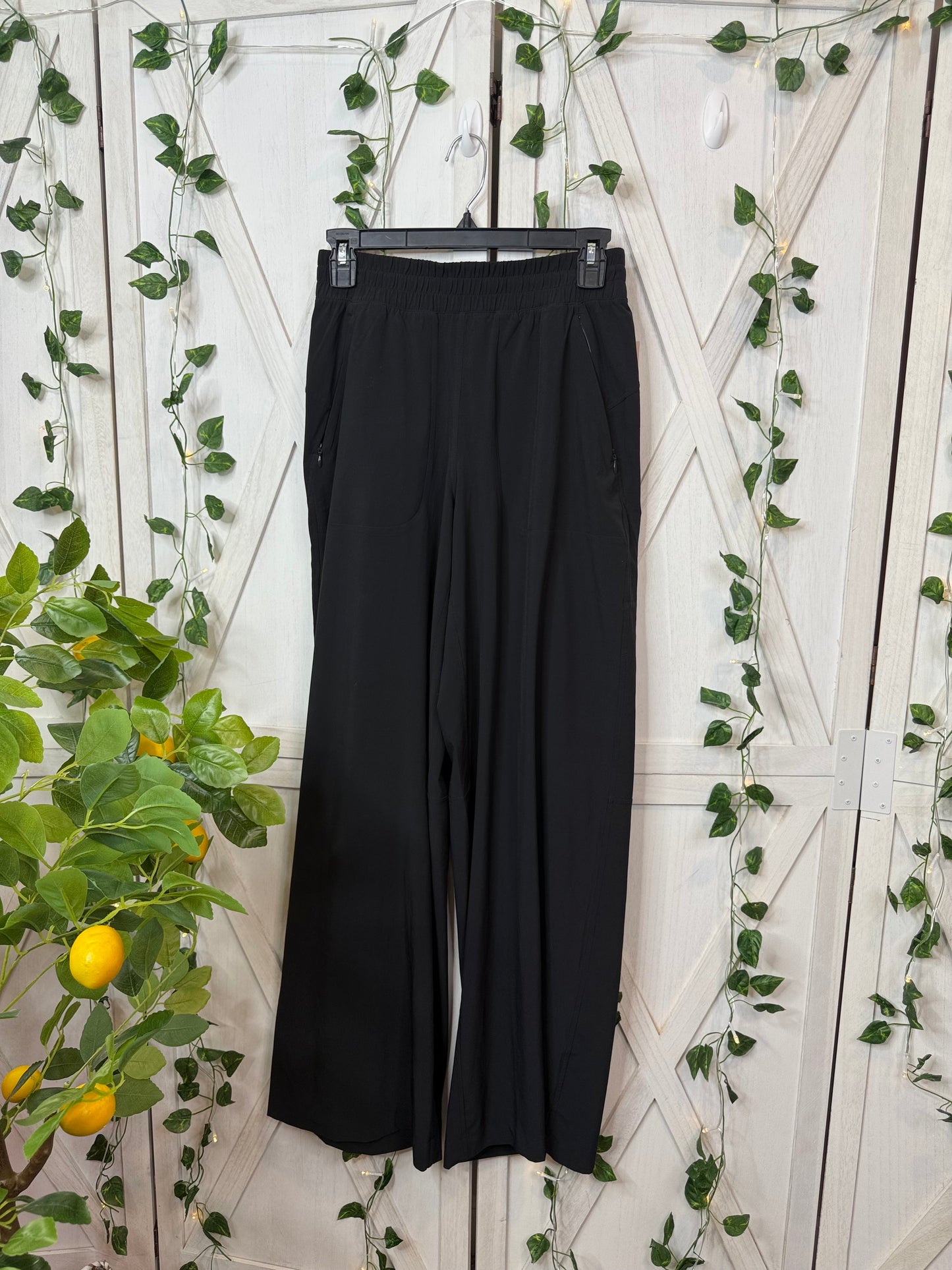 Swift Wide-Leg Mid-Rise Pant *NEW