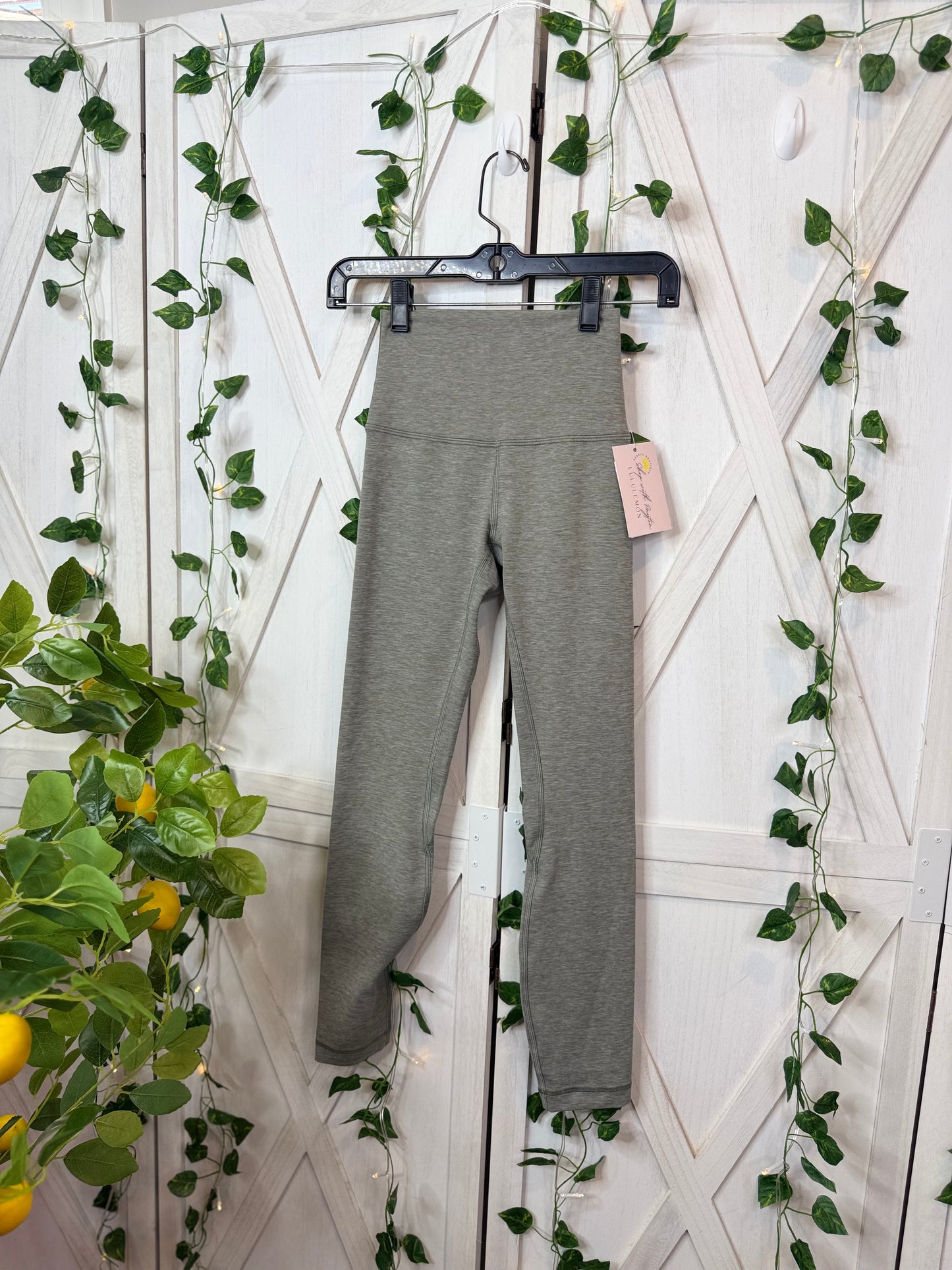 Align High-Rise Pant 25" *SIZE 2