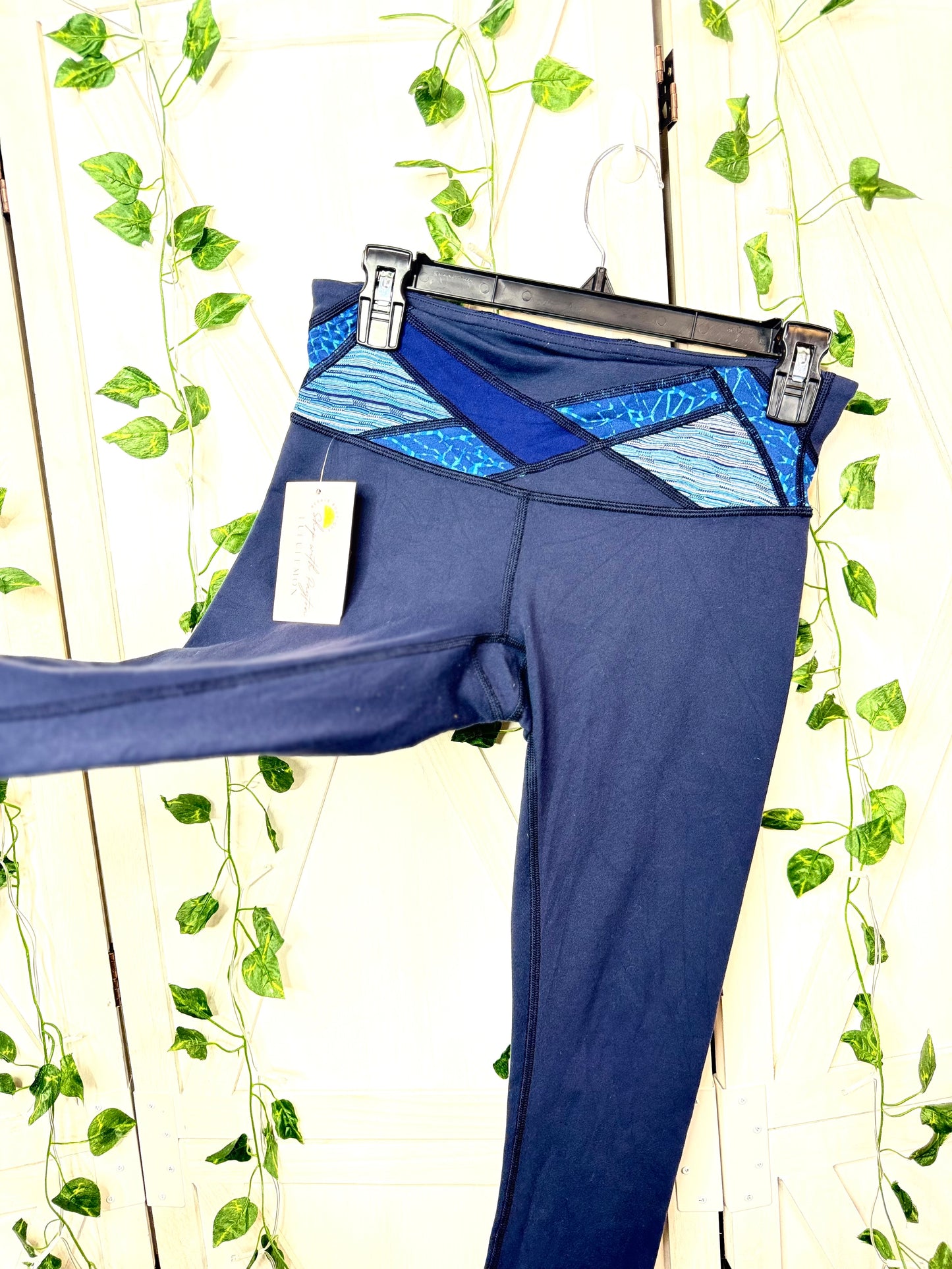 Lululemon leggings 22” *SIZE 6