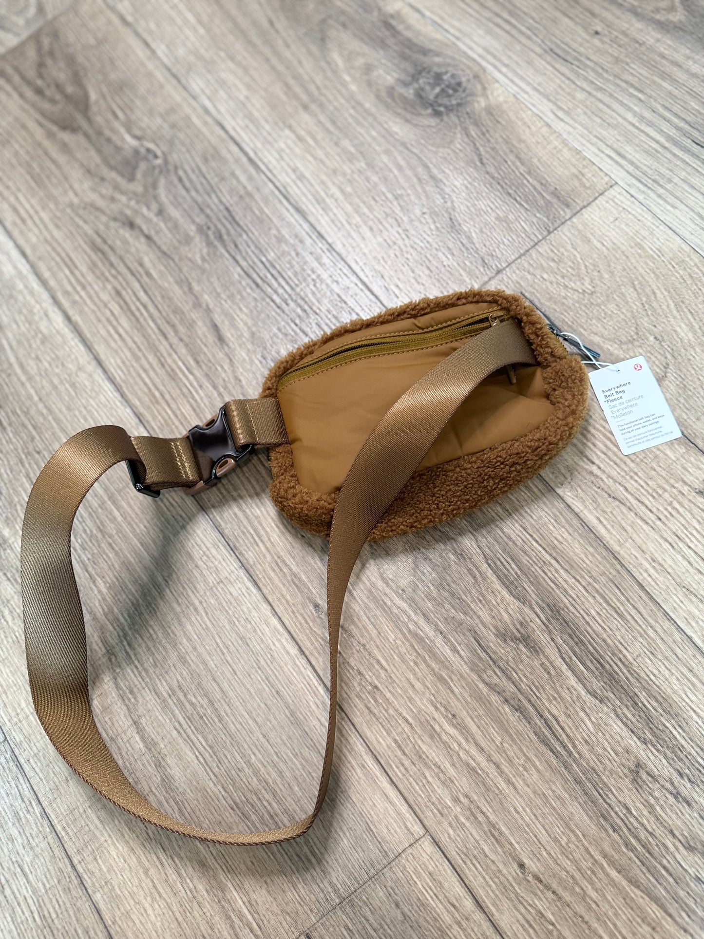 Fleece belt bag
