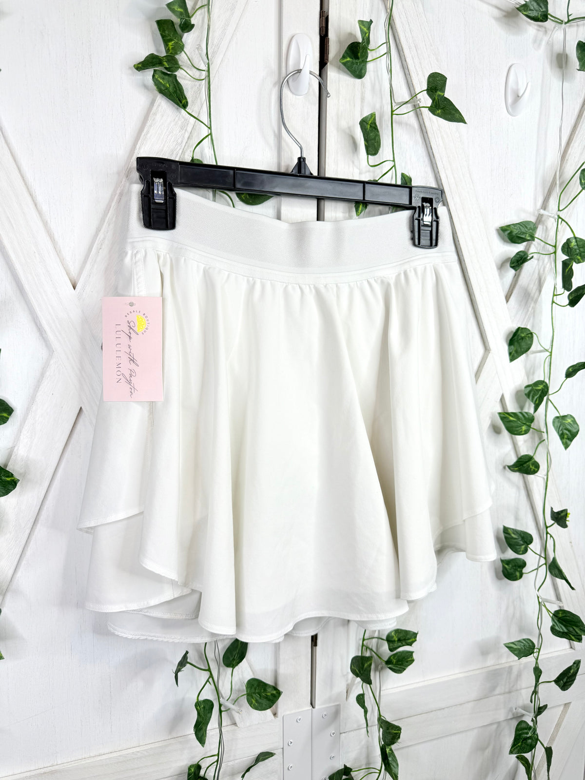 Court Rival High Rise Skirt *Tall *Size 6