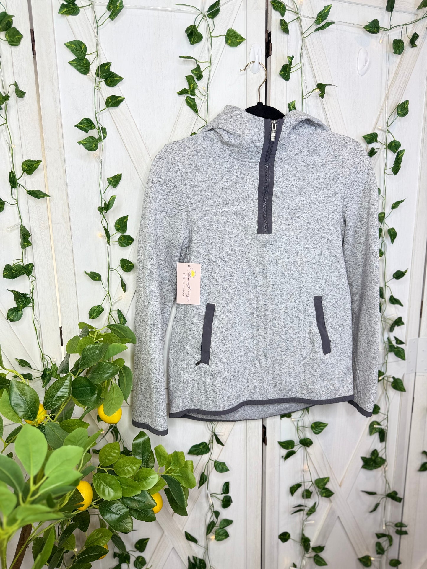 Lululemon hoodie *Size 4