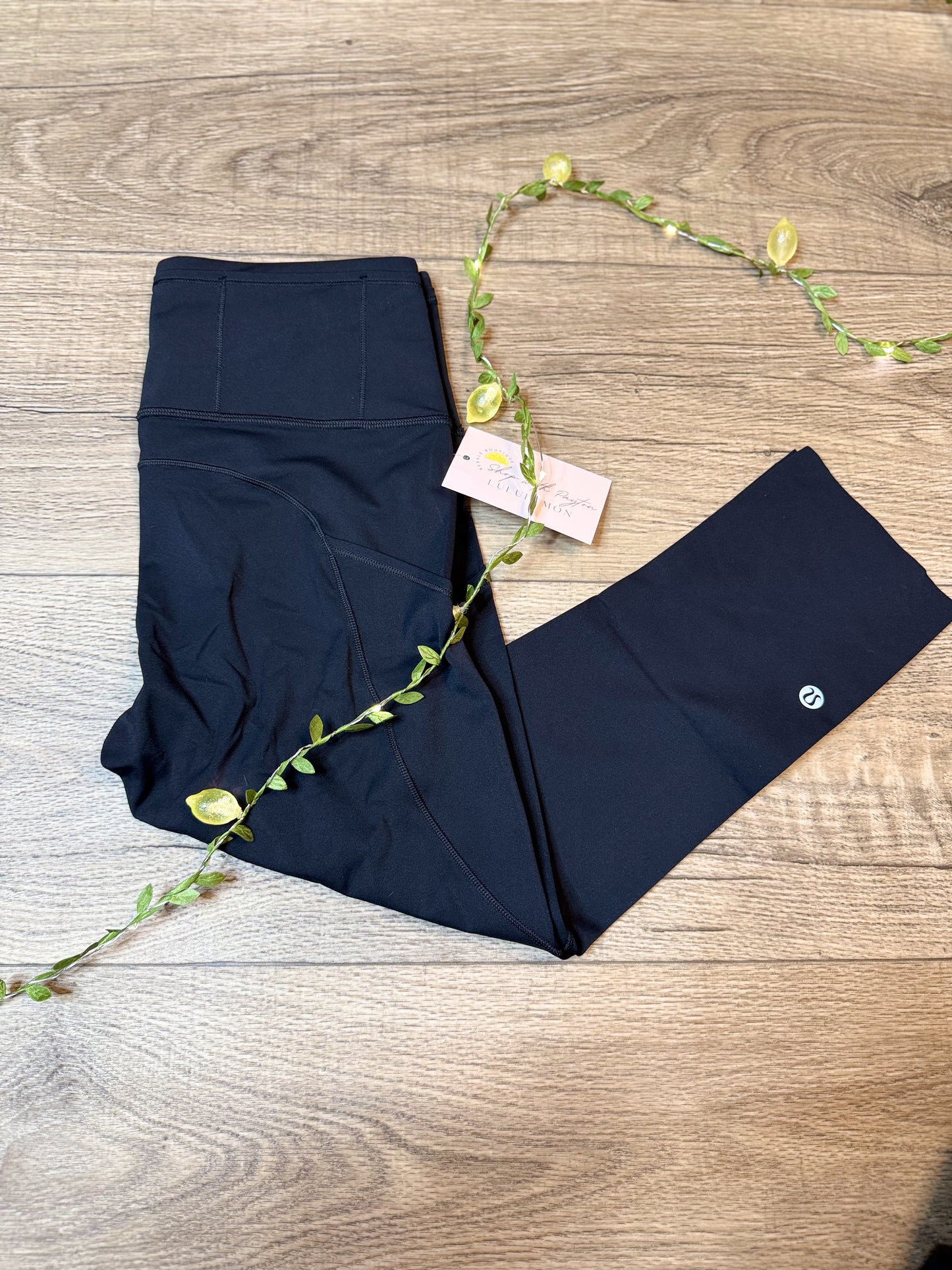 Fast and Free HR Crop 19” *Ref *SIZE 6•8