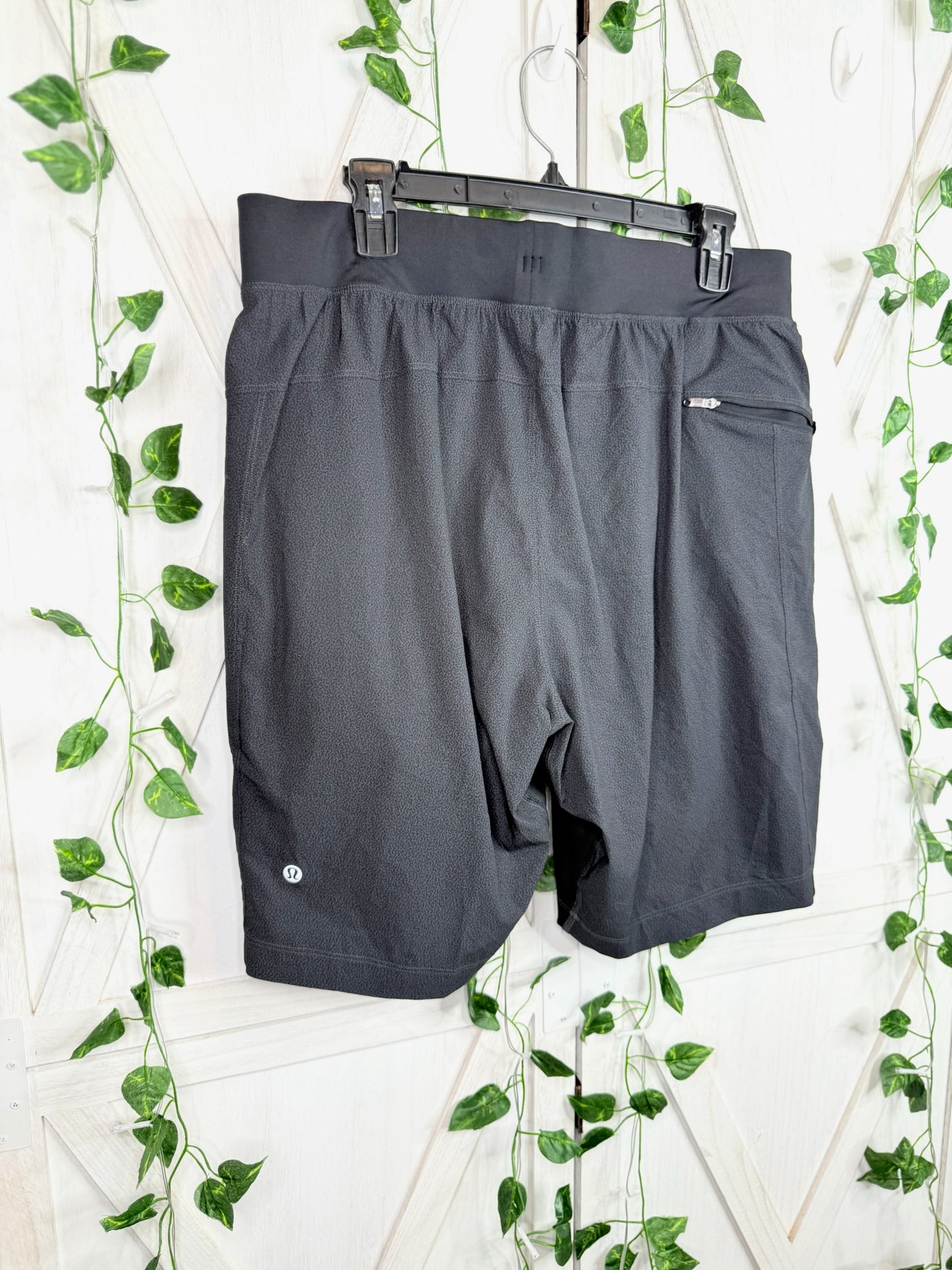 Men’s Short *Size XL
