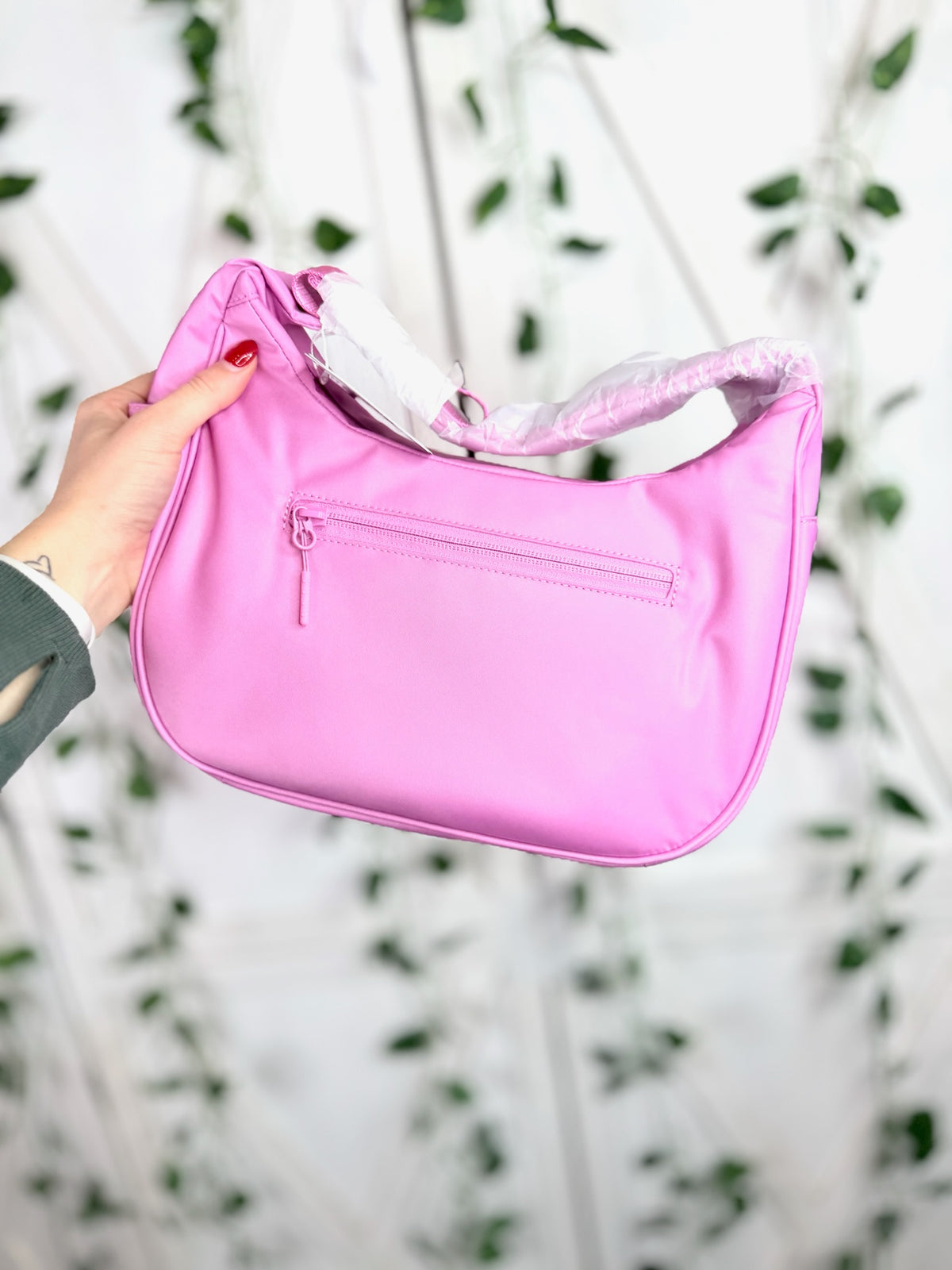 City Essentials Shoulder Bag
