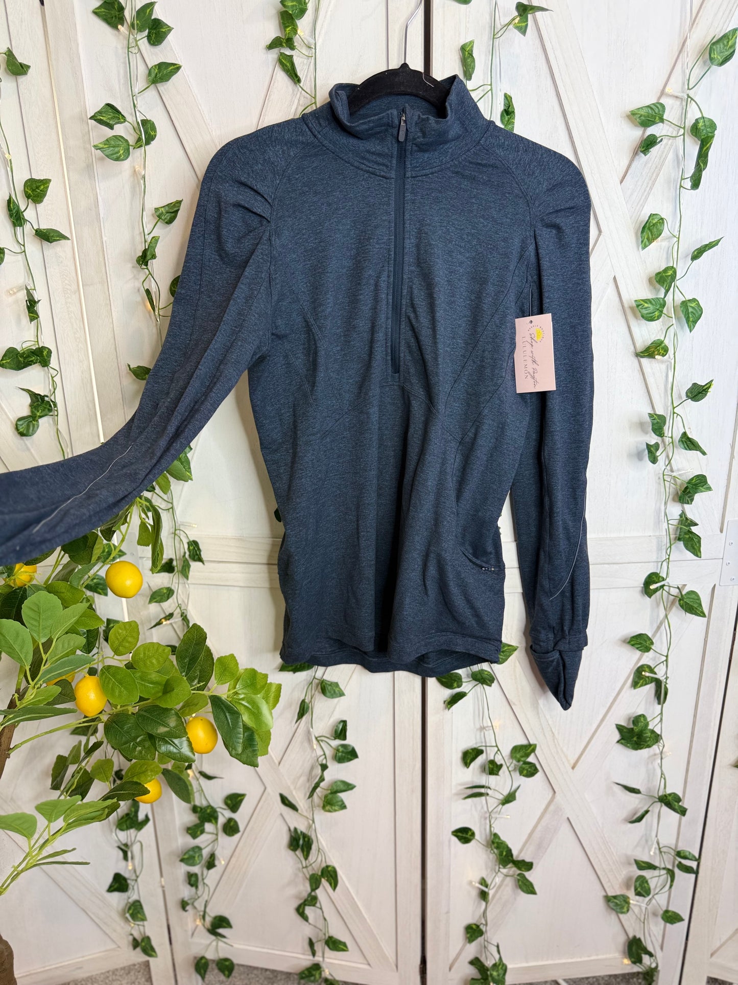 Extra mile 1/2 zip *Size 8