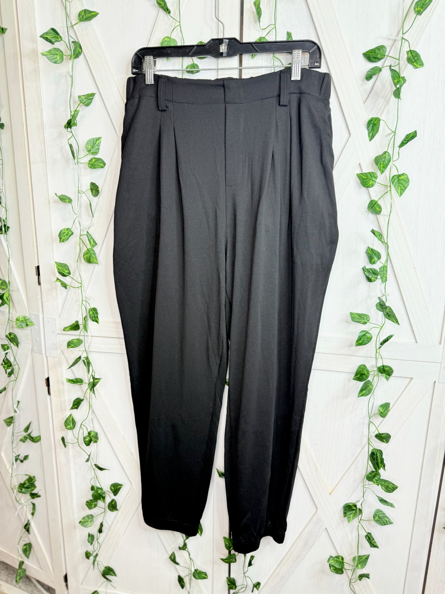 Halara Crepe Pants Cuffed