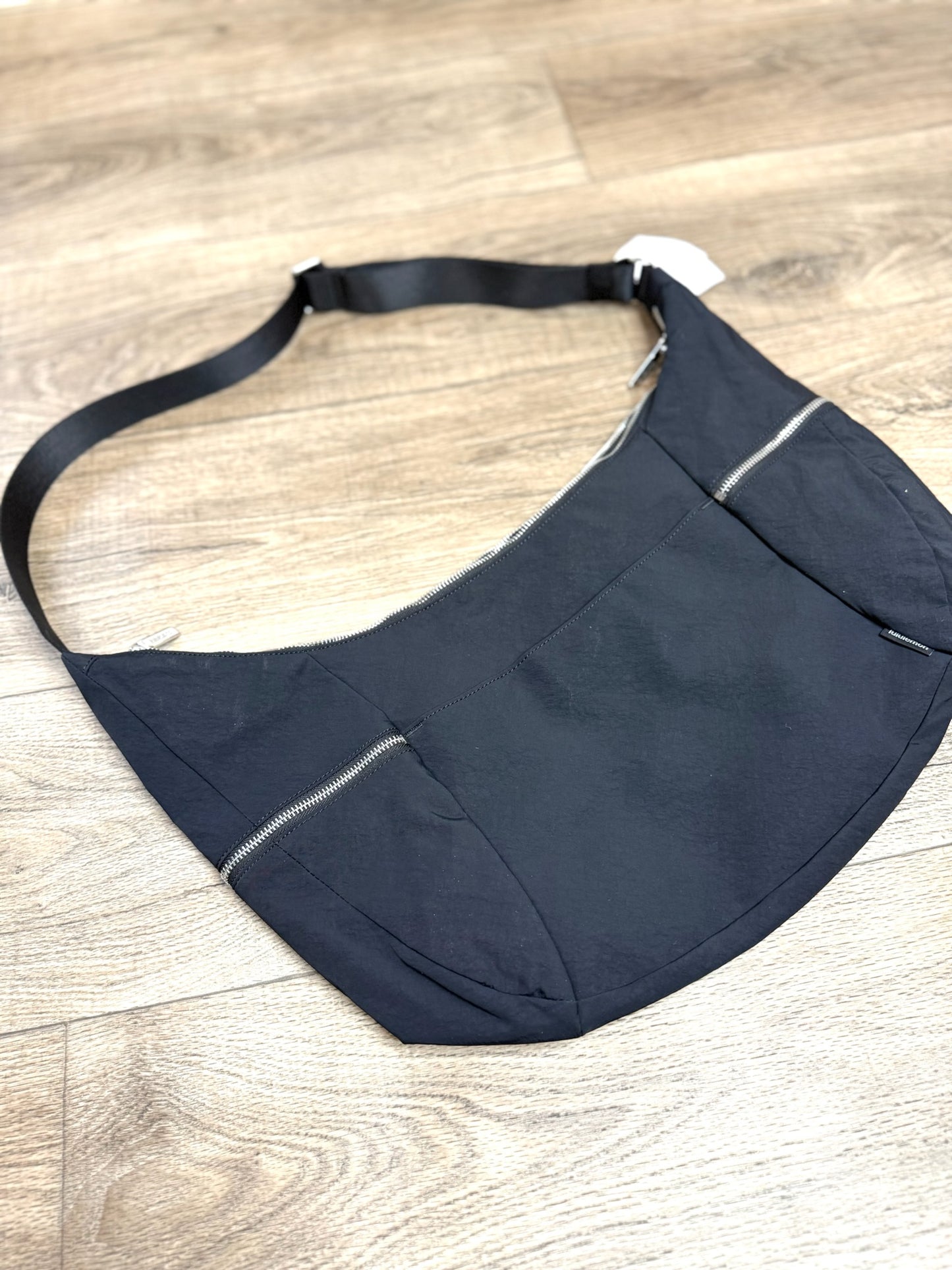 Large Slouchy Sling Bag 13L * Metal Hardware