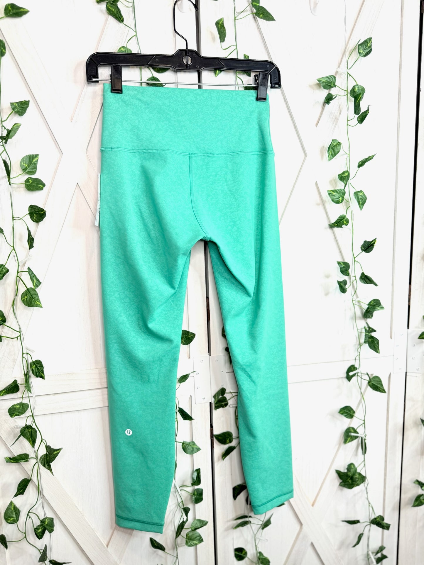 Wunder train HR tight 25” *NEW* Size 6