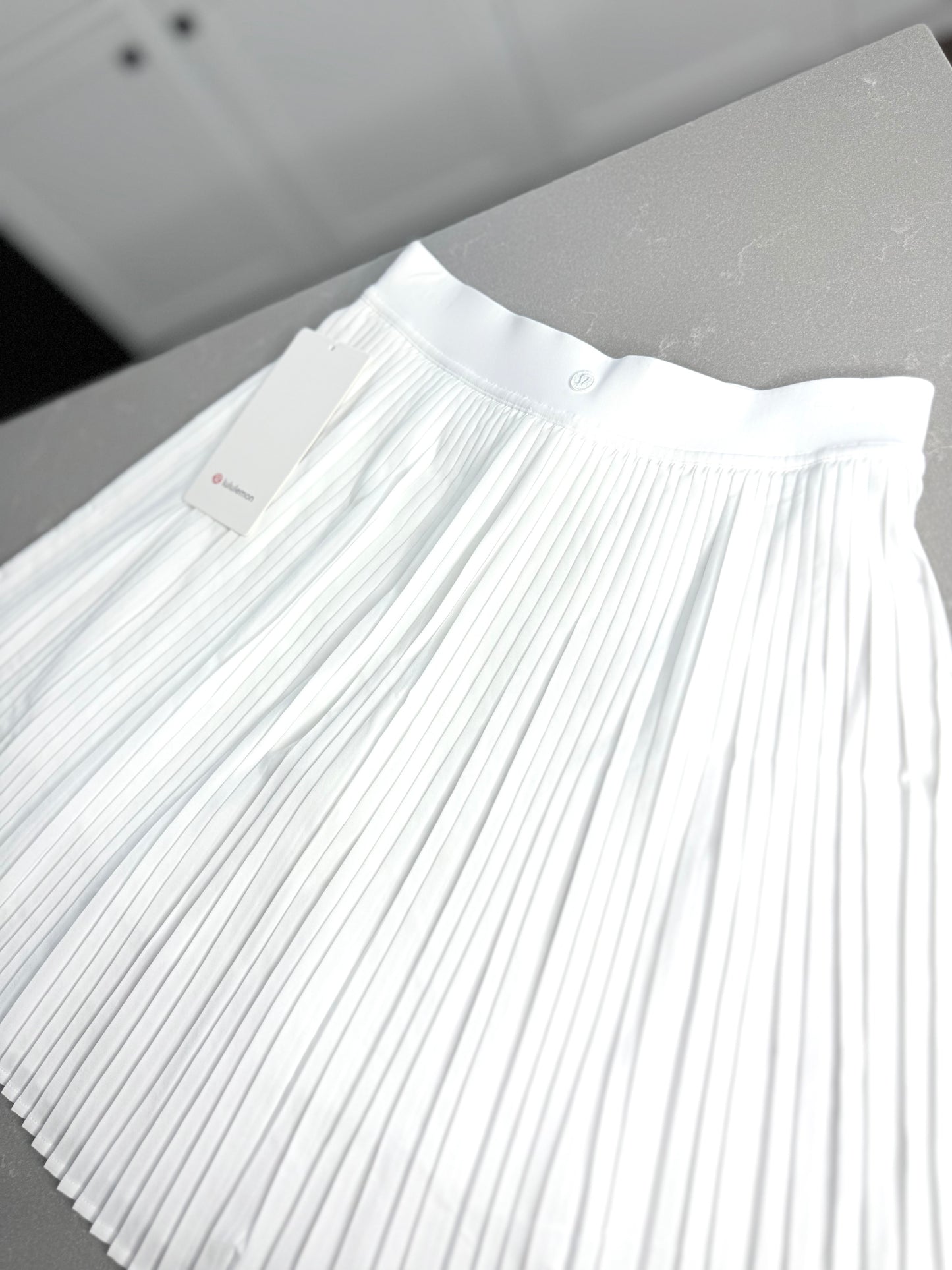 Pleated HR Knee-Length Tennis Skirt *Size S