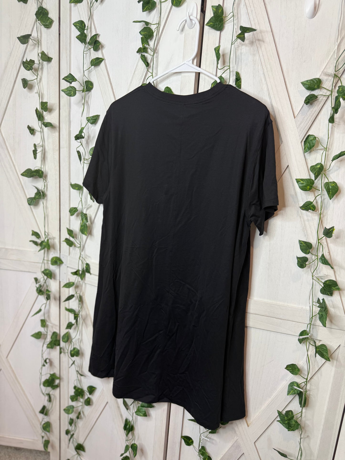 all yours tee dress *Size 6