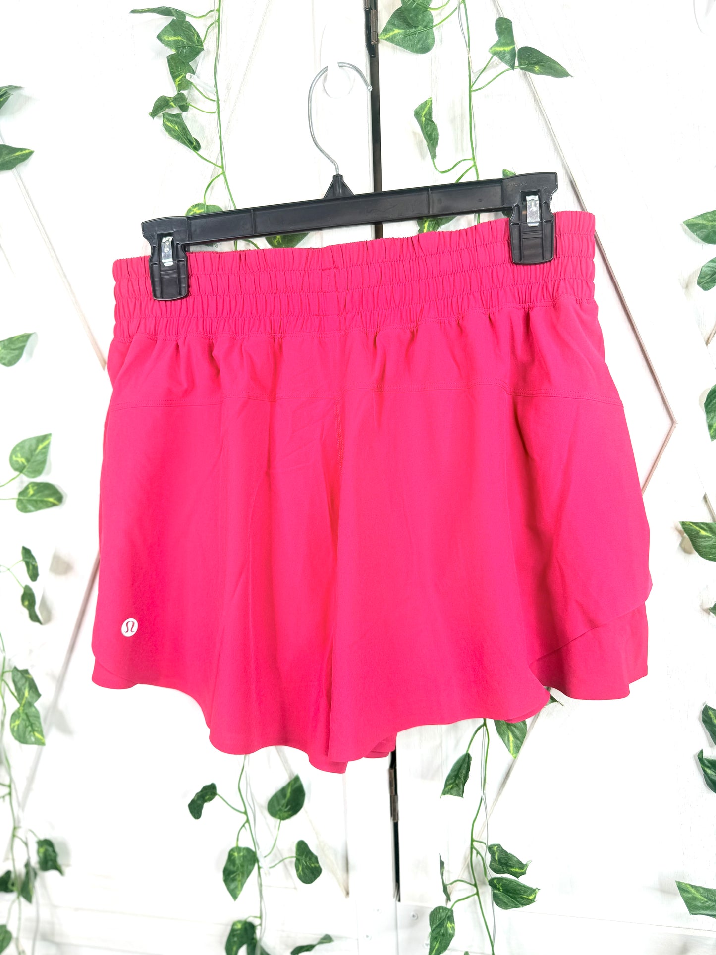 Shake It Out High-Rise Run Short 2.5” *Size M