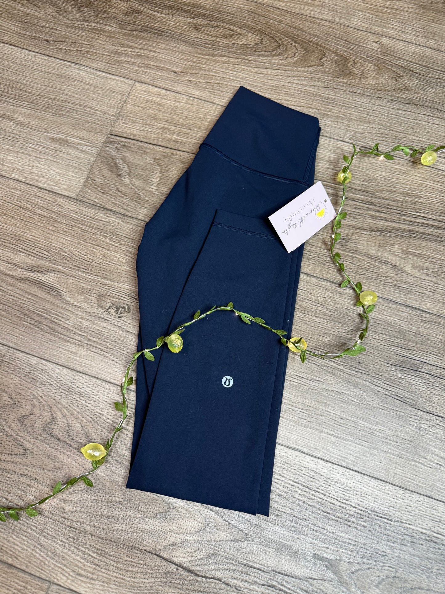 Wunder train hr tight 25” *Size 2, 4 & 8