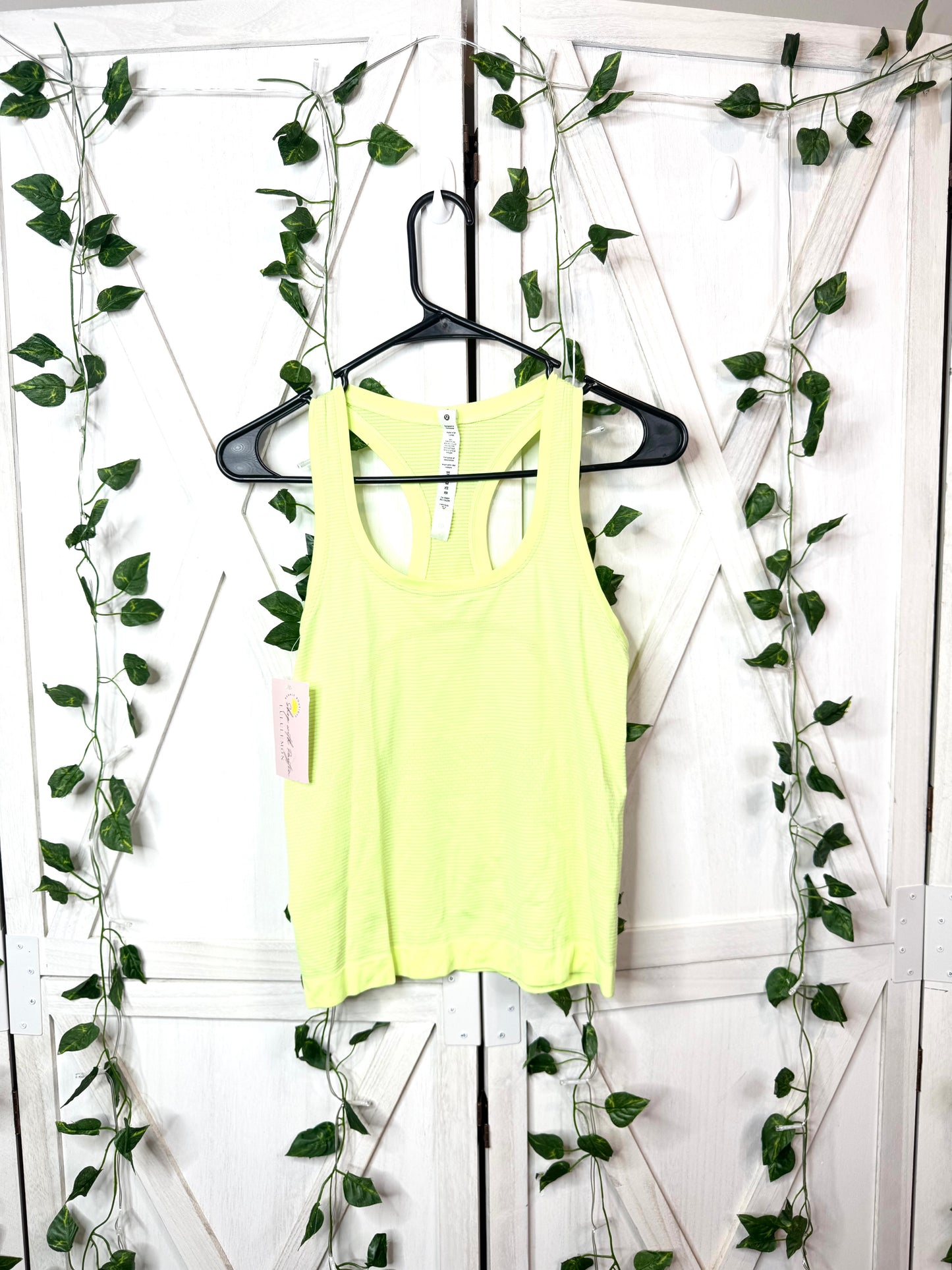 Swiftly Tech Racerback *SIZE 4