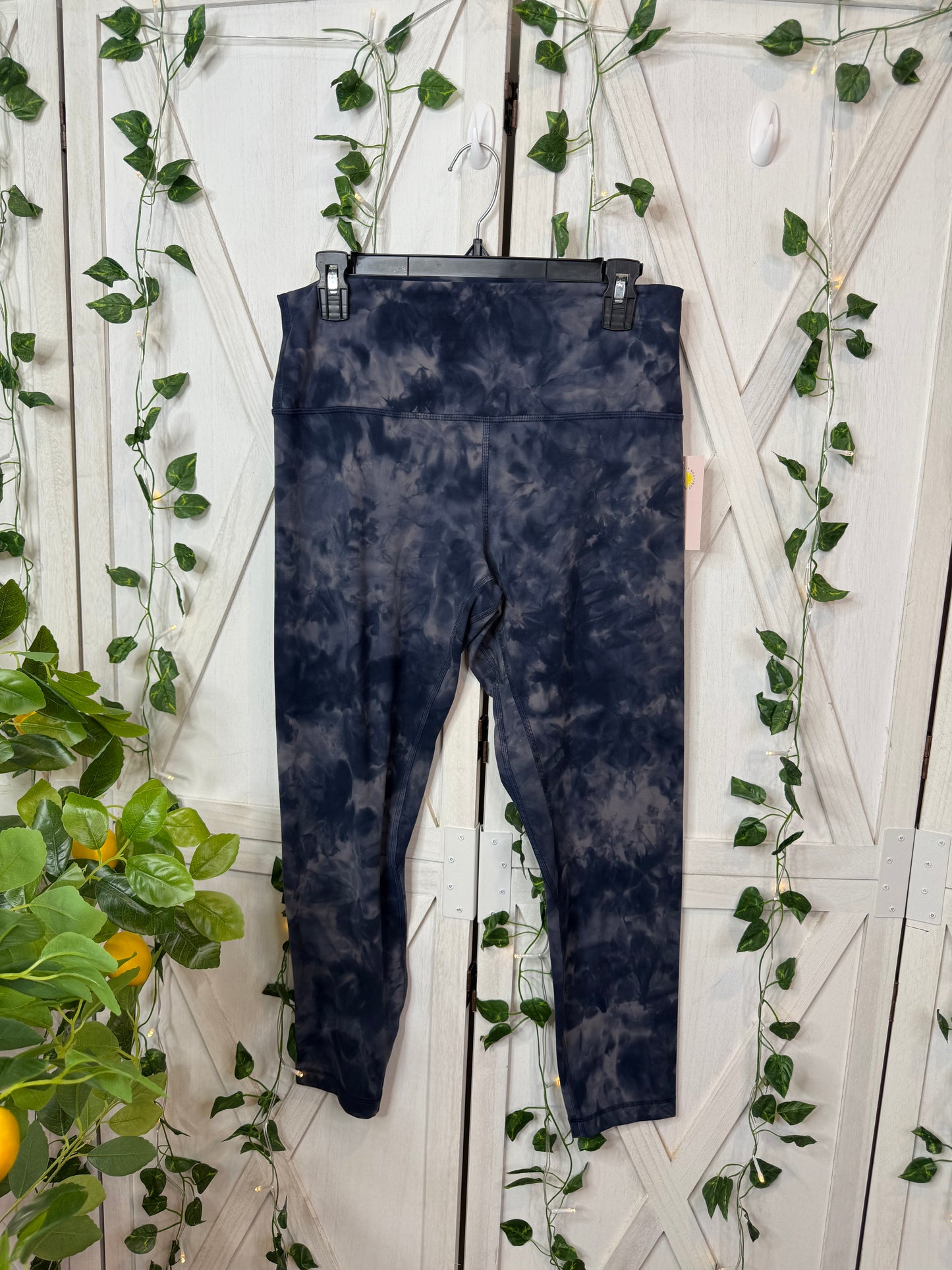 Align HR pant *Size 12
