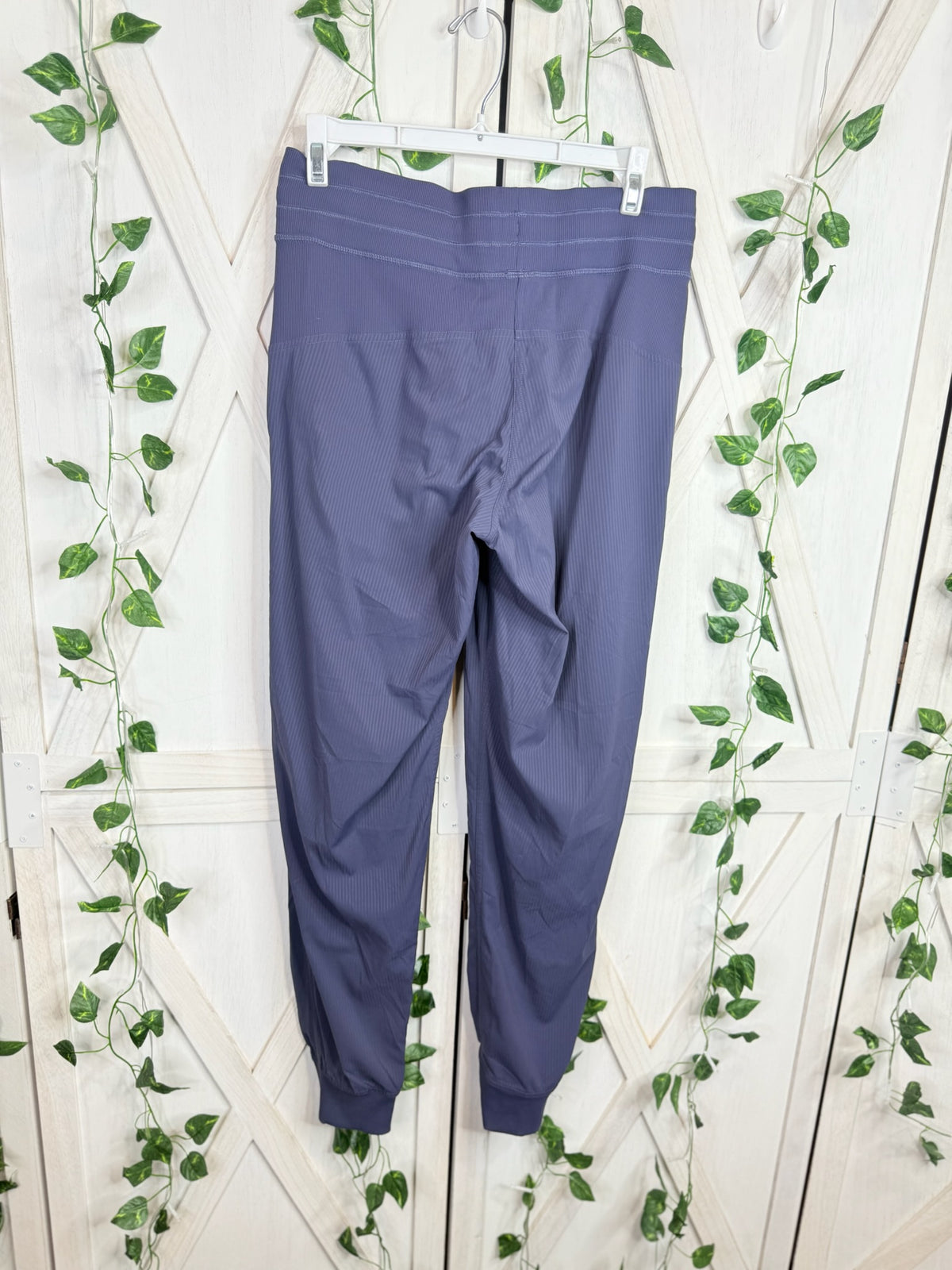 Dance Studio Pants *Size 6
