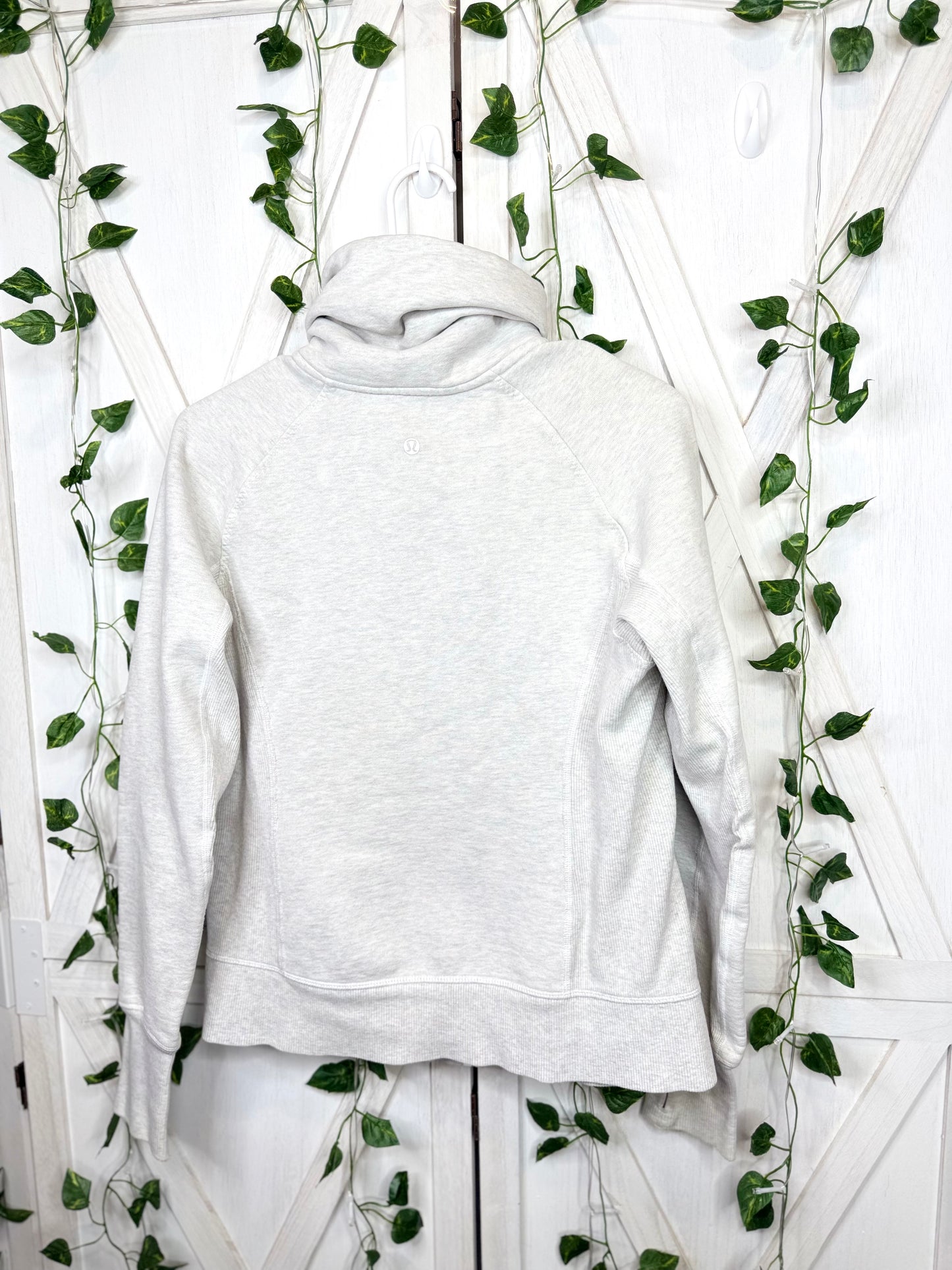 Scuba full zip *Size 10