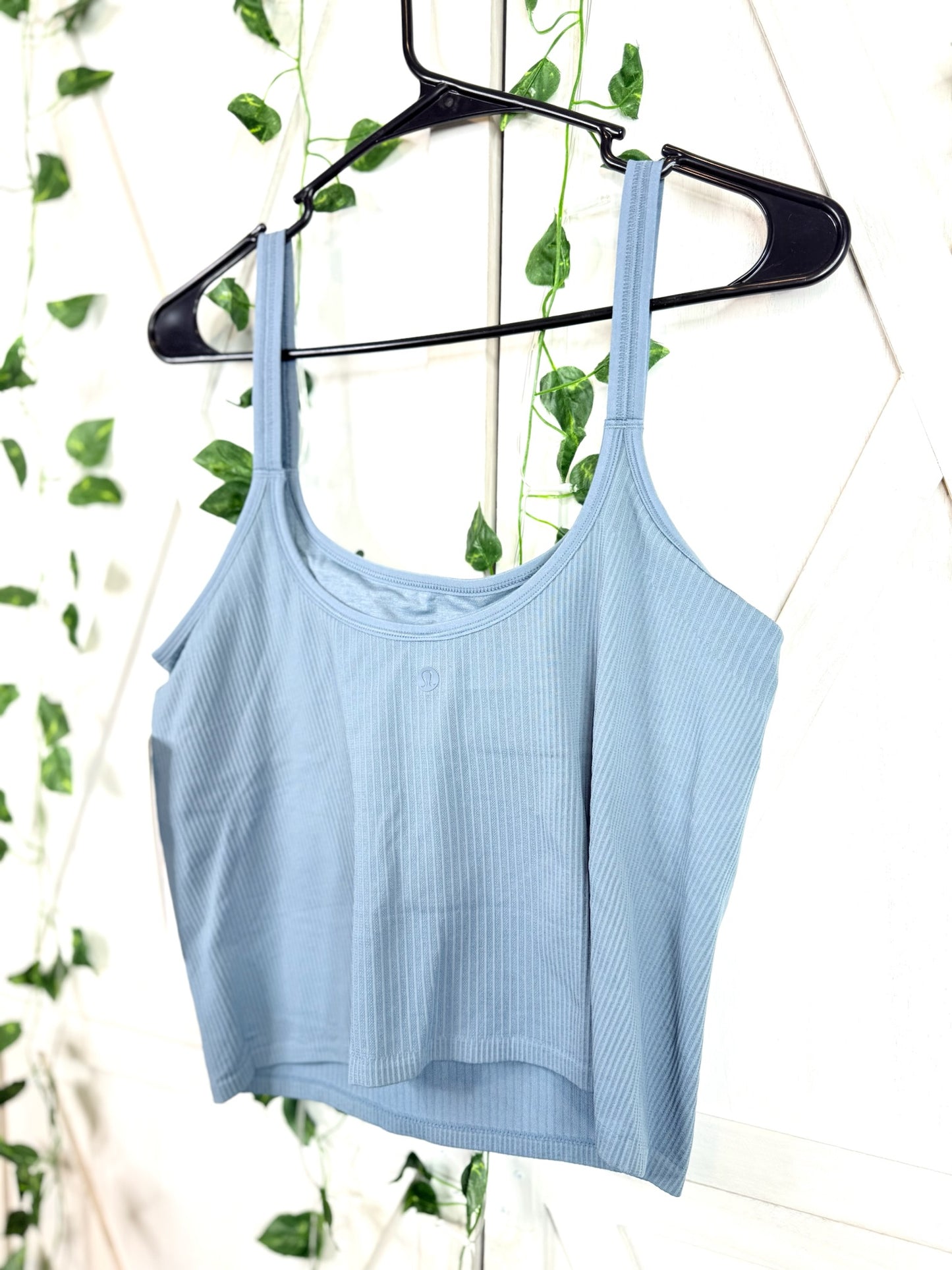 Ebb to Street Scoop Cropped Tank B/C *Size 12