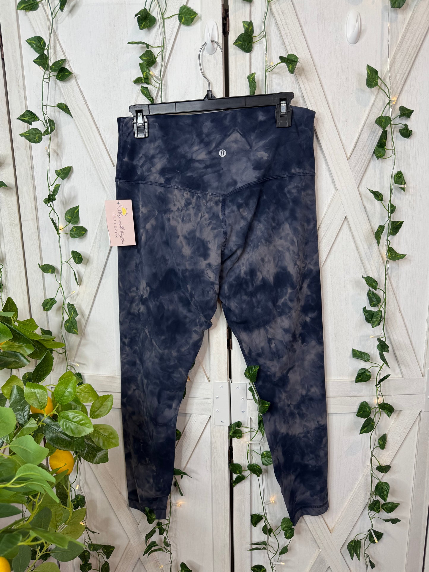 Align HR pant *Size 12