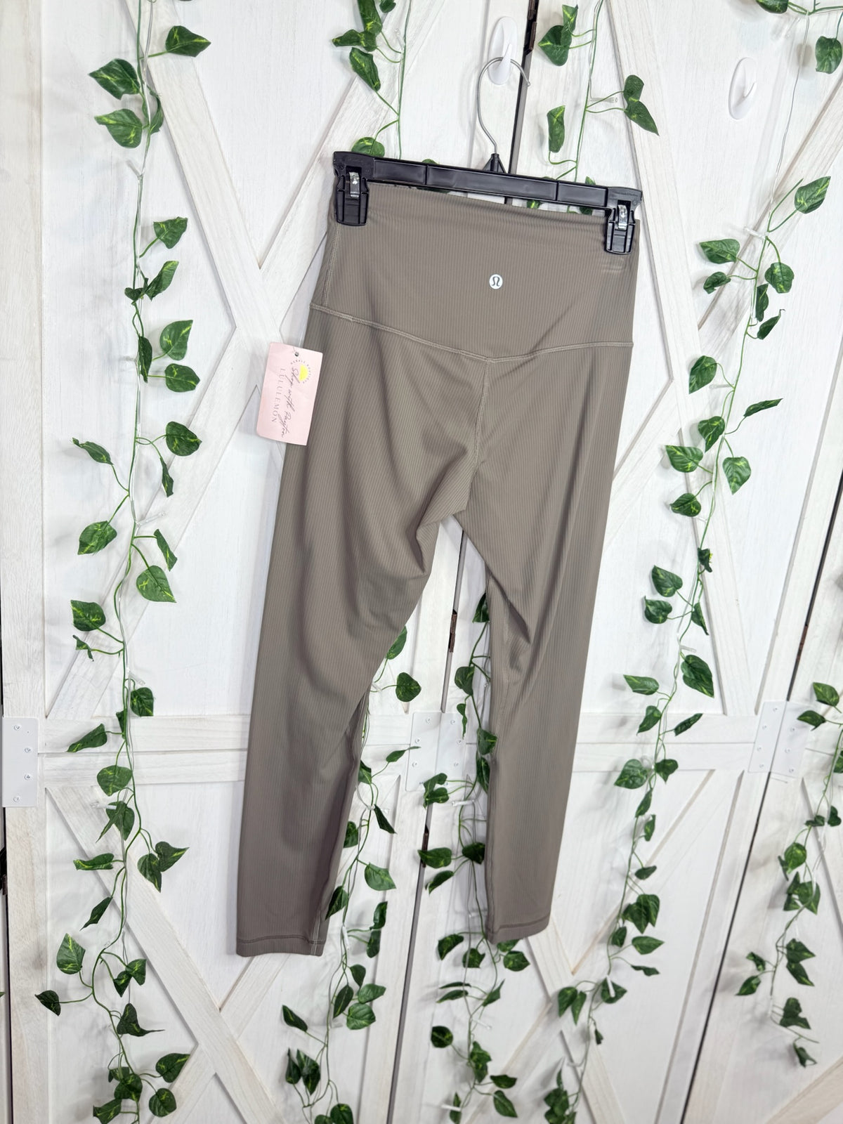Align Ribbed HR Pant* Size 6