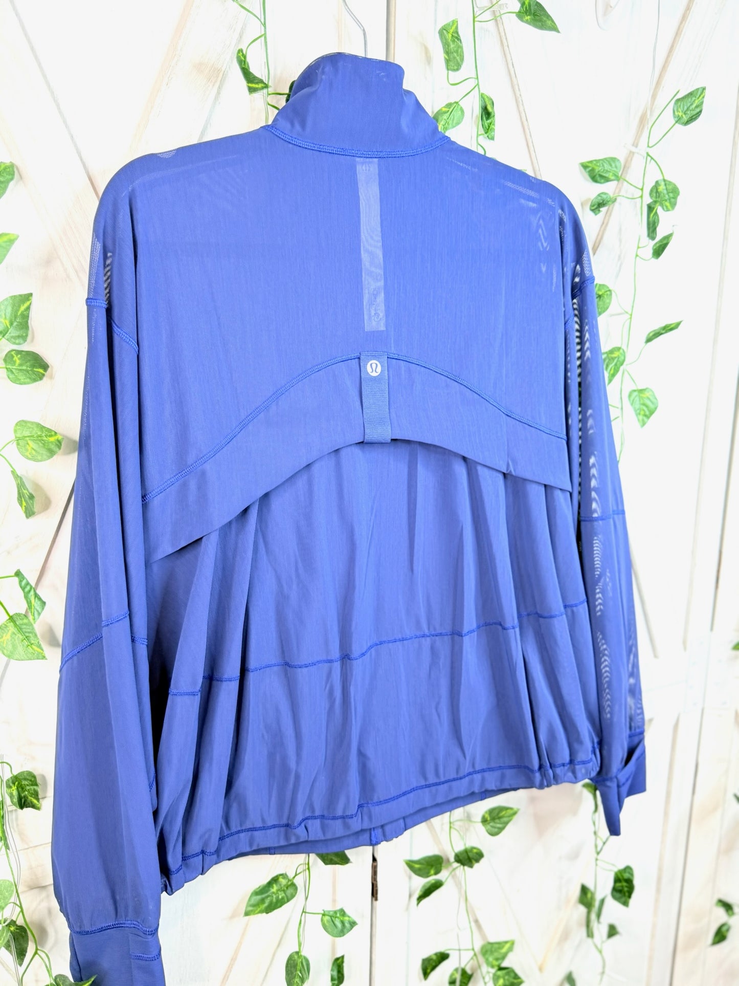 Define Oversized Jacket *Mesh *Size 4