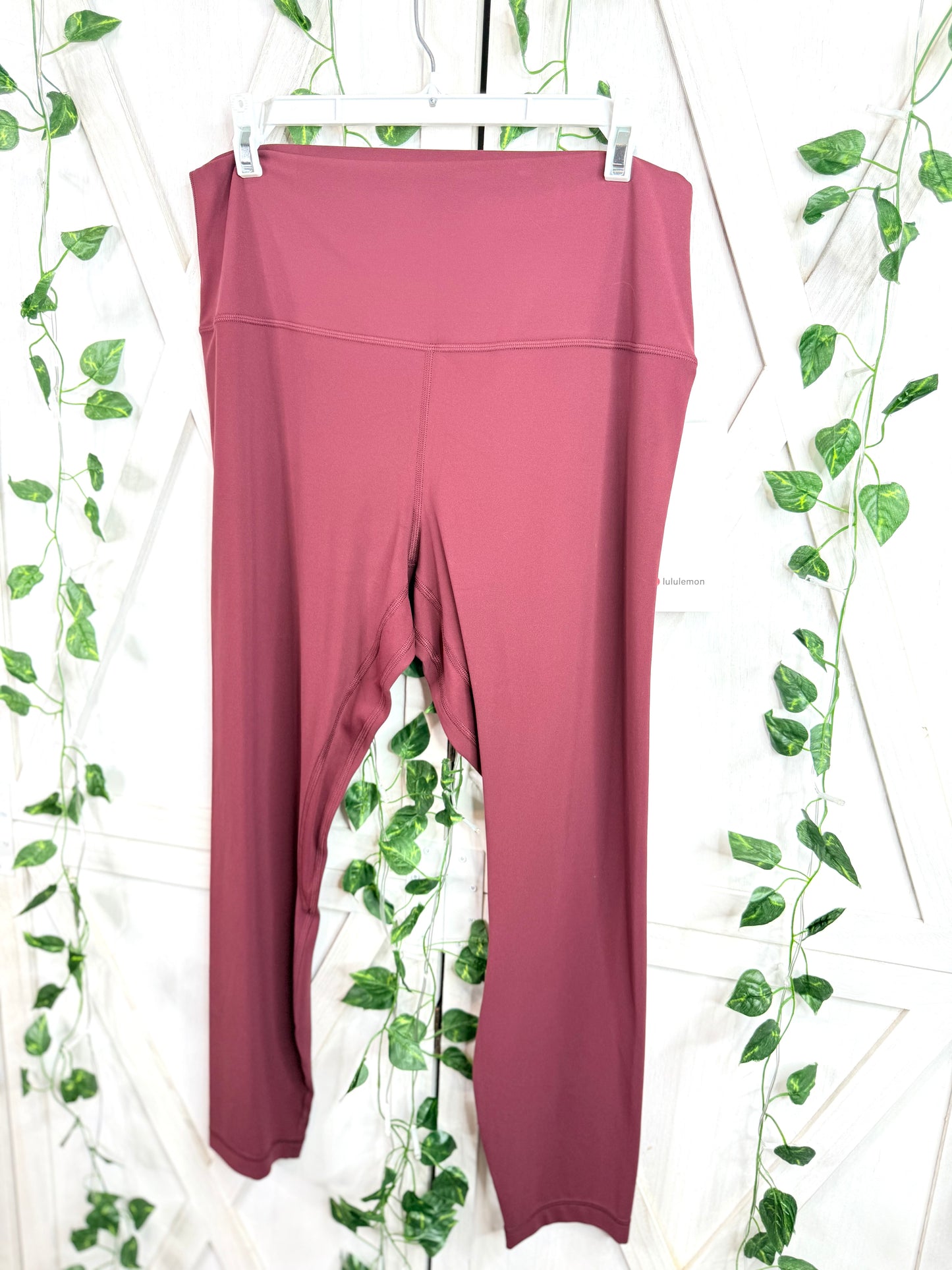 Lululemon Align HR Pant 25” *Size 14