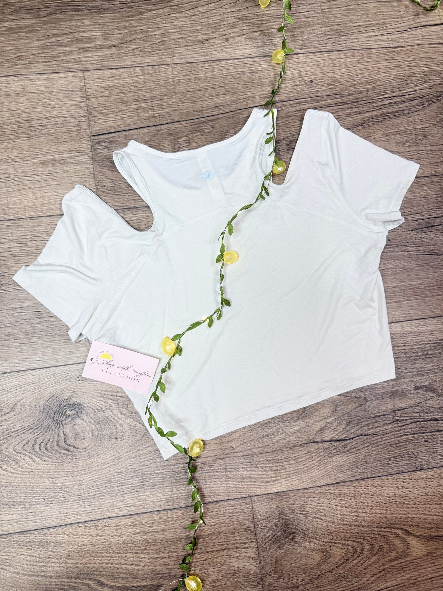 Shoulder Cut-Out Yoga T-Shirt *Size 4 & 8