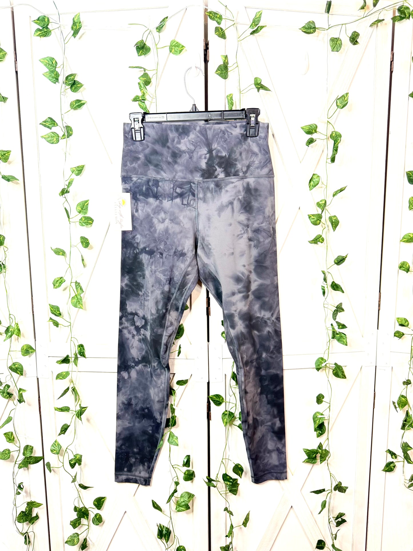 Align HR pant 28” * size 10