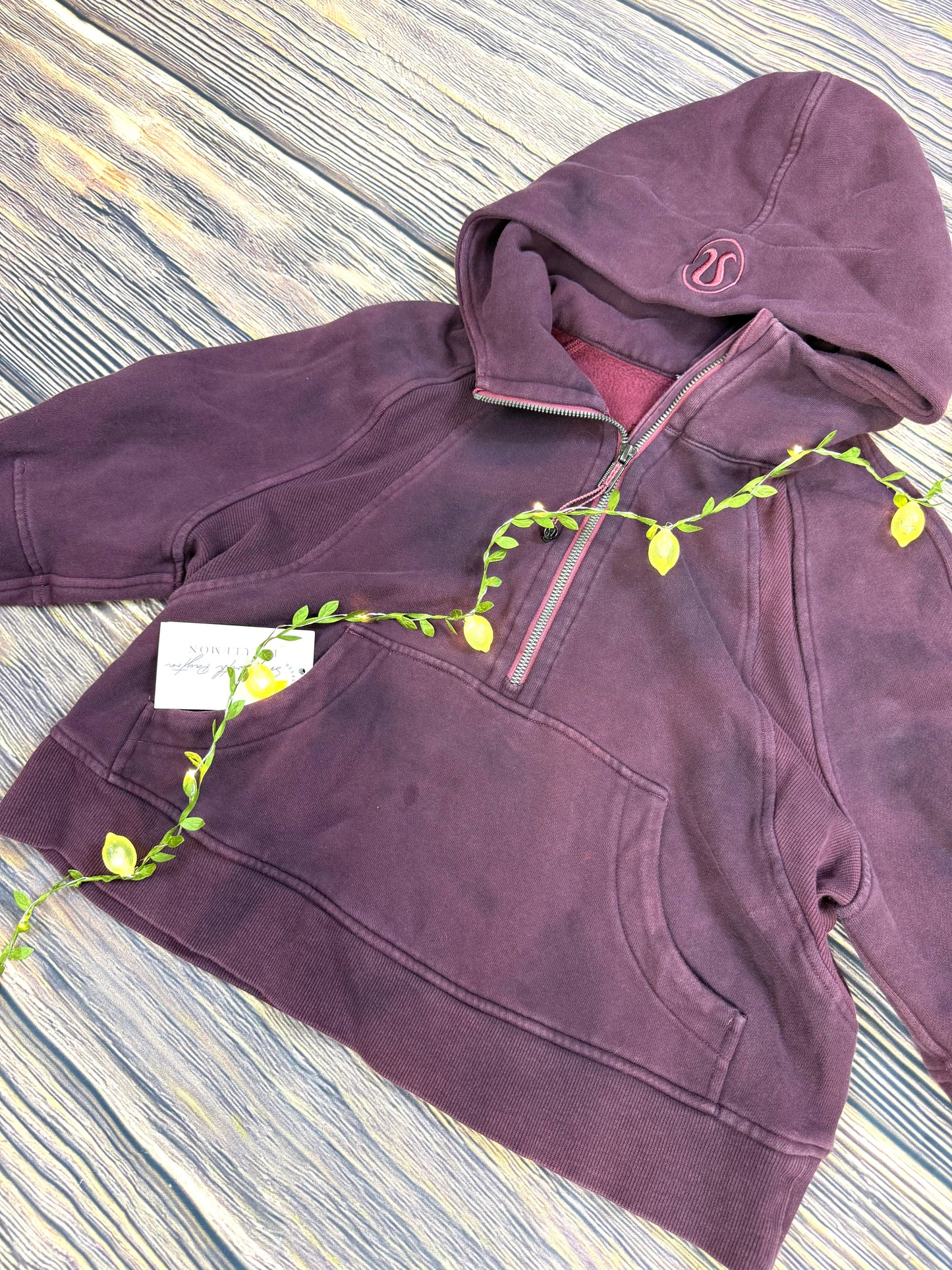 Scuba hoodie *Size Xs/s