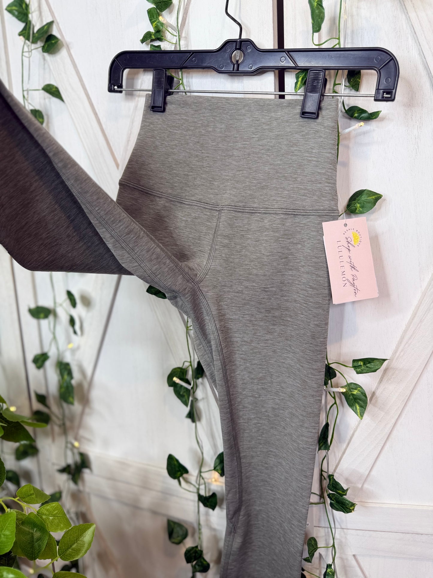 Align High-Rise Pant 25" *SIZE 2