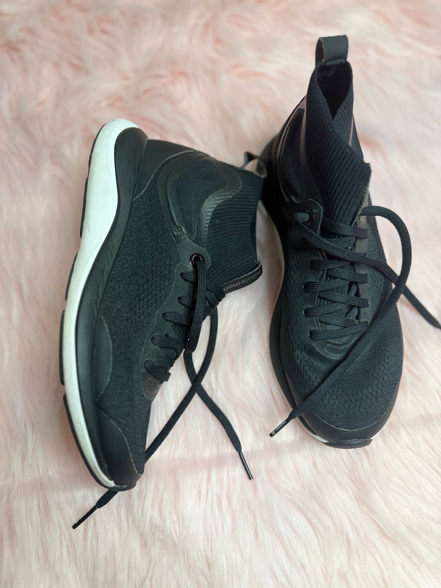Women’s Chargefeel Shoe *SIZE 7