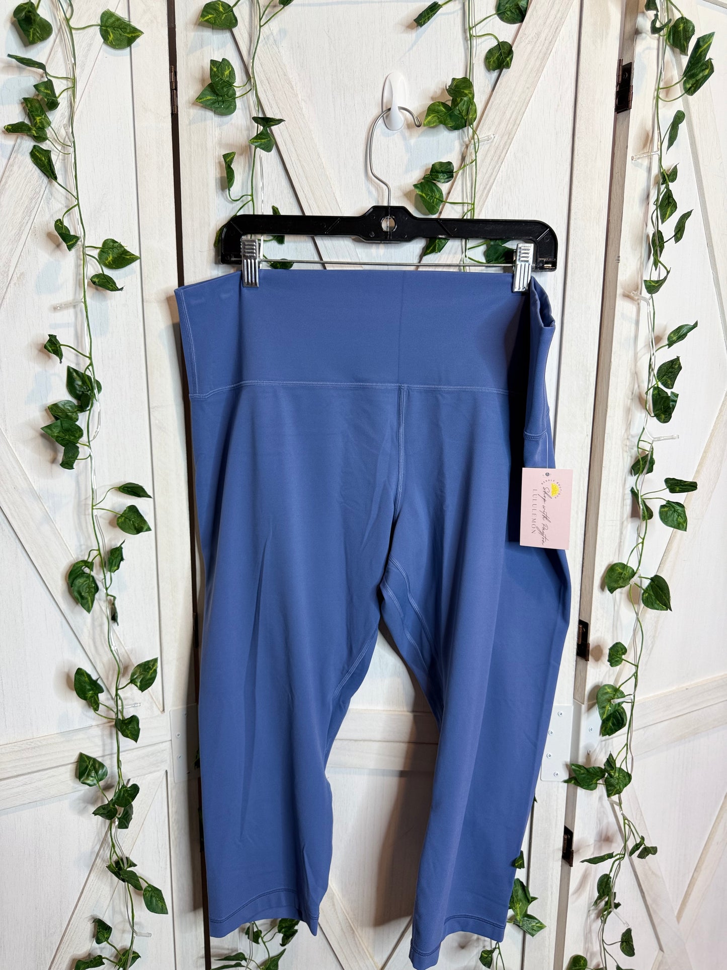 Lululemon Align Crop *21"*SIZE 20