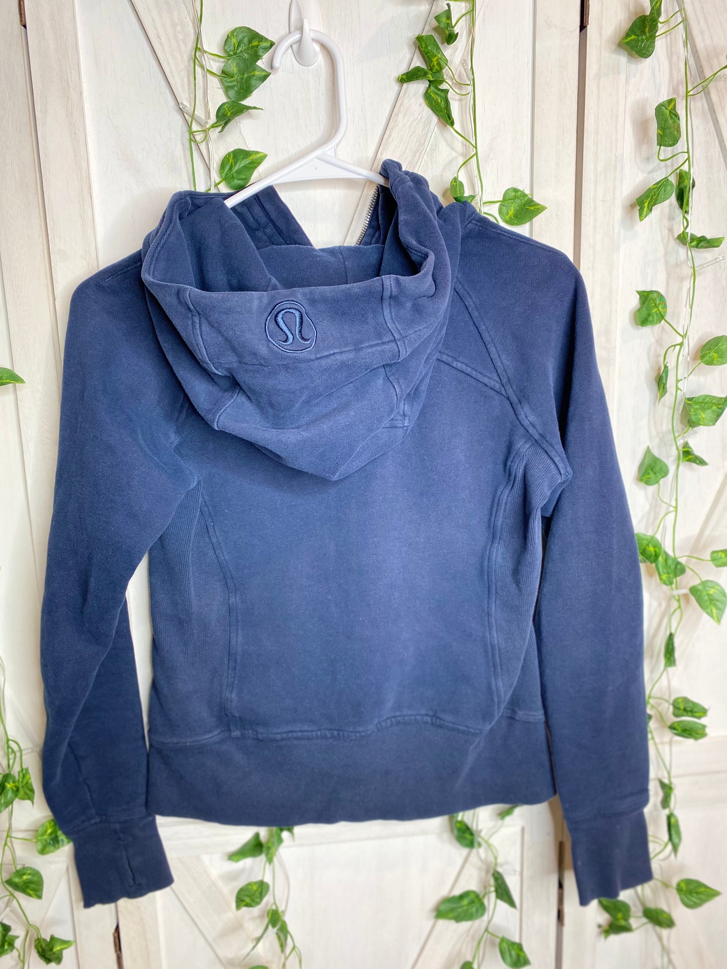 Scuba Hoodie *SIZE 4