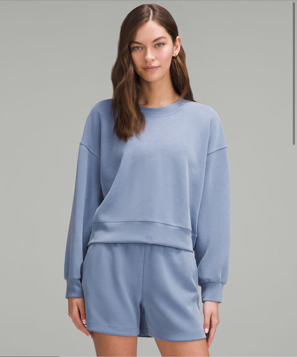 softstreme Perfectly Oversized Cropped Crew