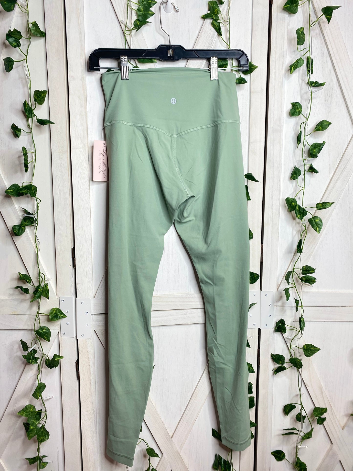Lululemon Align HR Pant 28”* SIZE 8