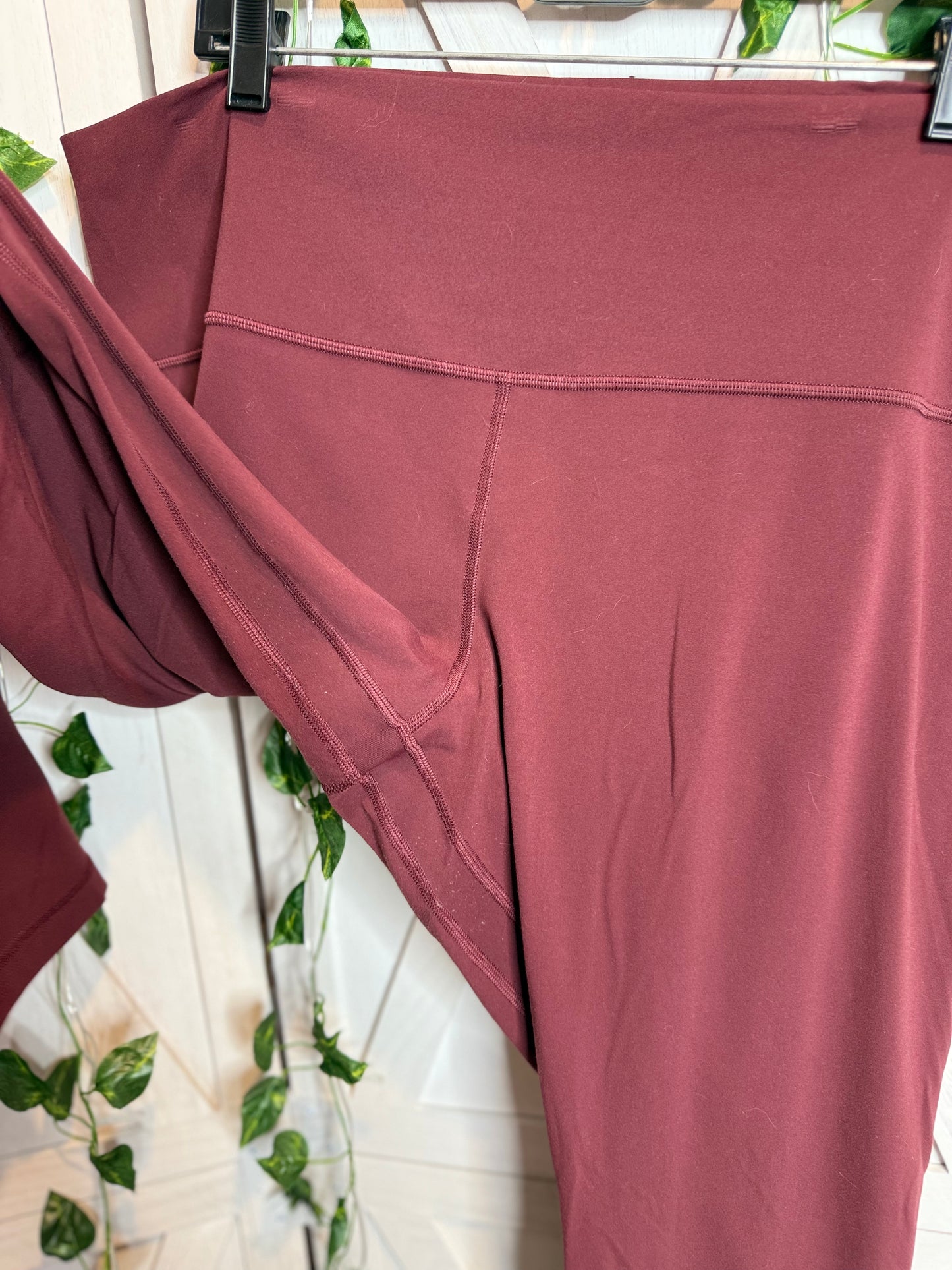 Align Pant 28" * SIZE 20
