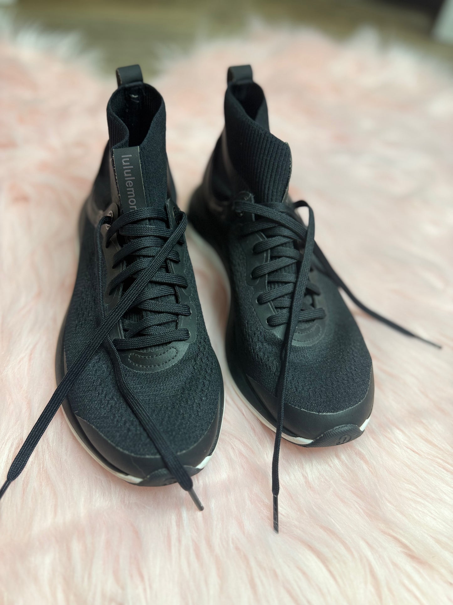 Women’s Chargefeel Shoe *SIZE 7